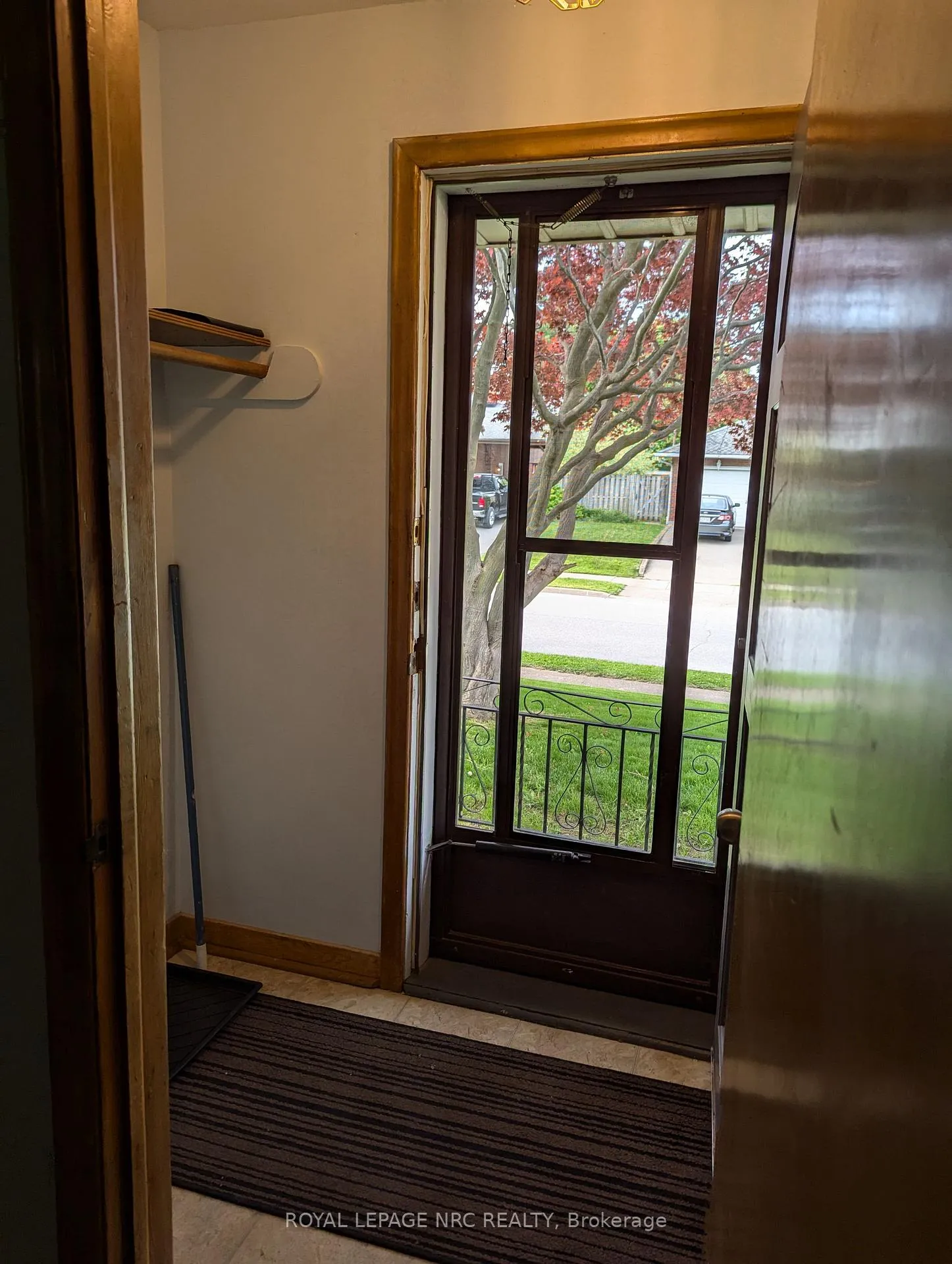 Photo 4 of 6094 Stevens Street, Niagara Falls, Cherrywood — HOMEH