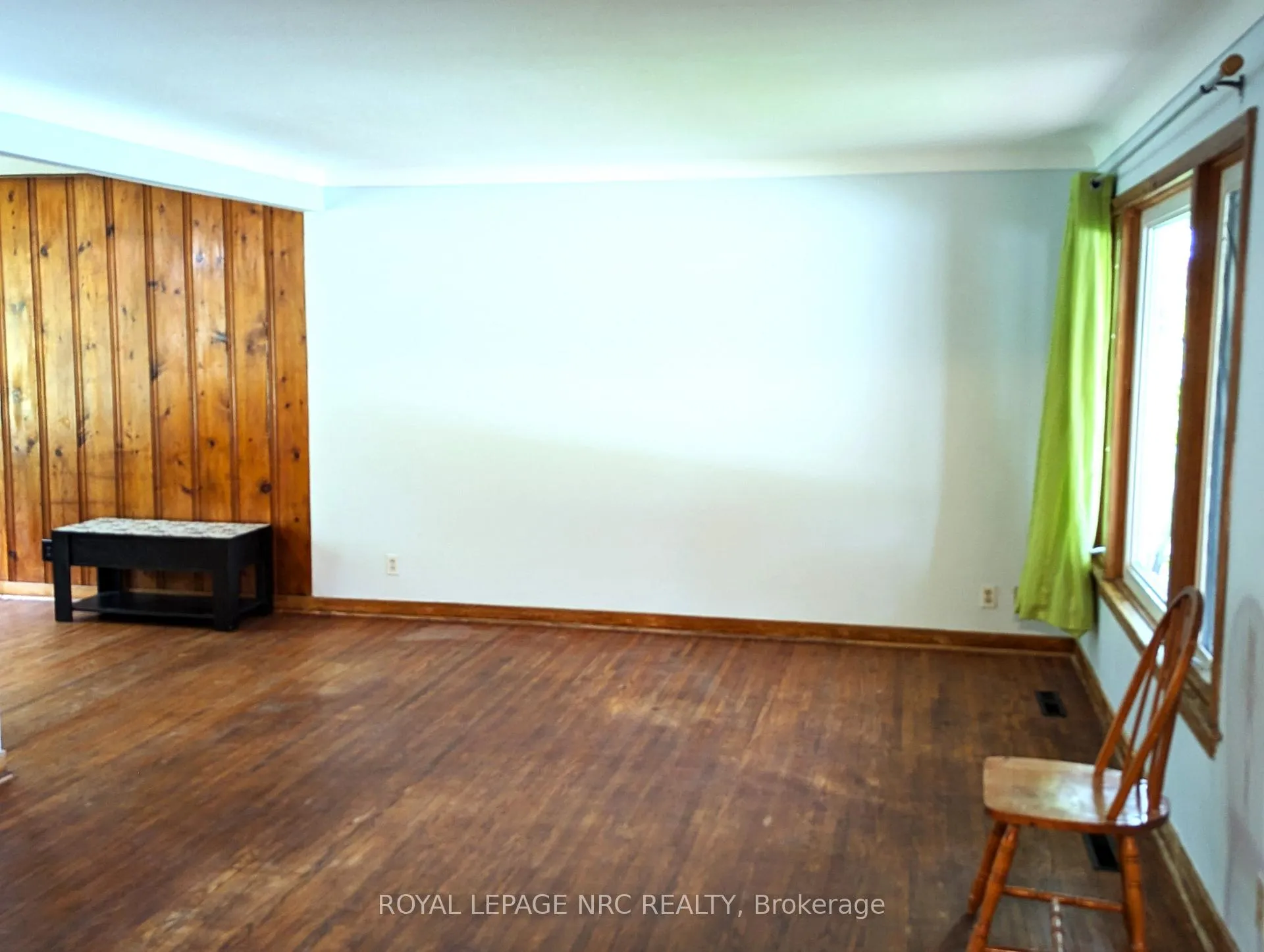 Photo 6 of 6094 Stevens Street, Niagara Falls, Cherrywood — HOMEH