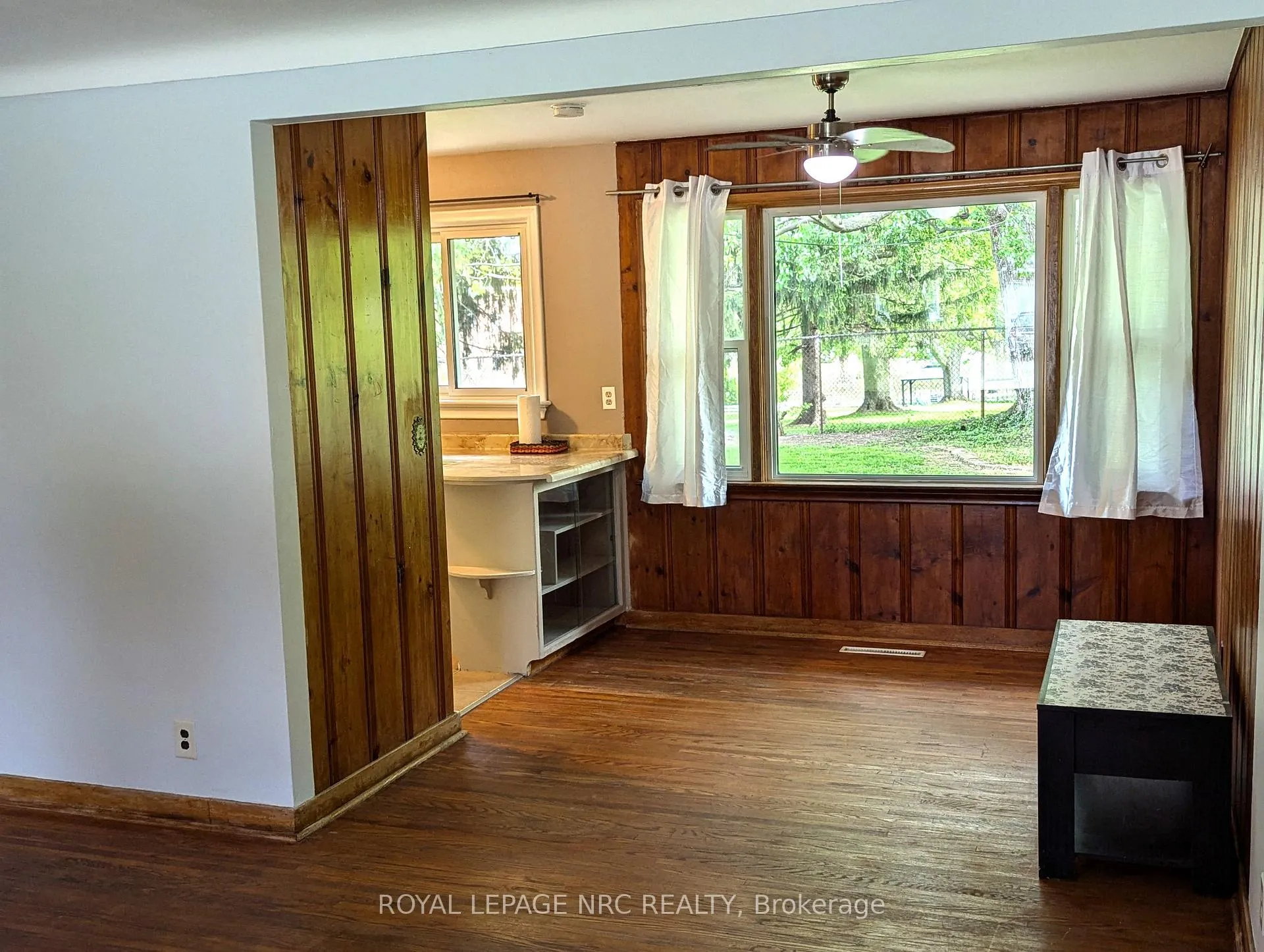 Photo 8 of 6094 Stevens Street, Niagara Falls, Cherrywood — HOMEH