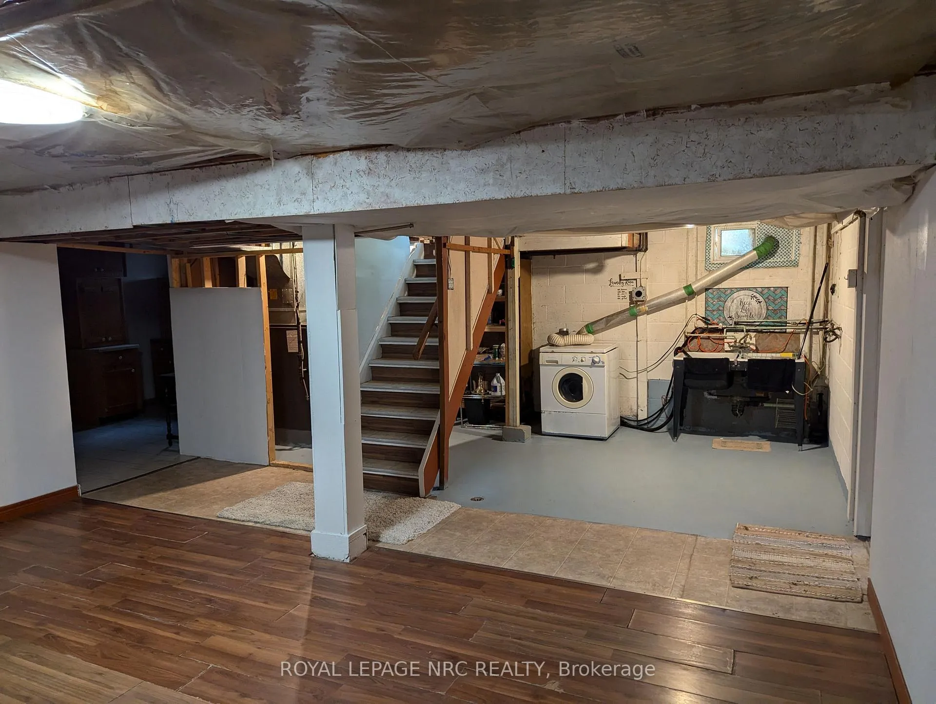 Photo 25 of 6094 Stevens Street, Niagara Falls, Cherrywood — HOMEH