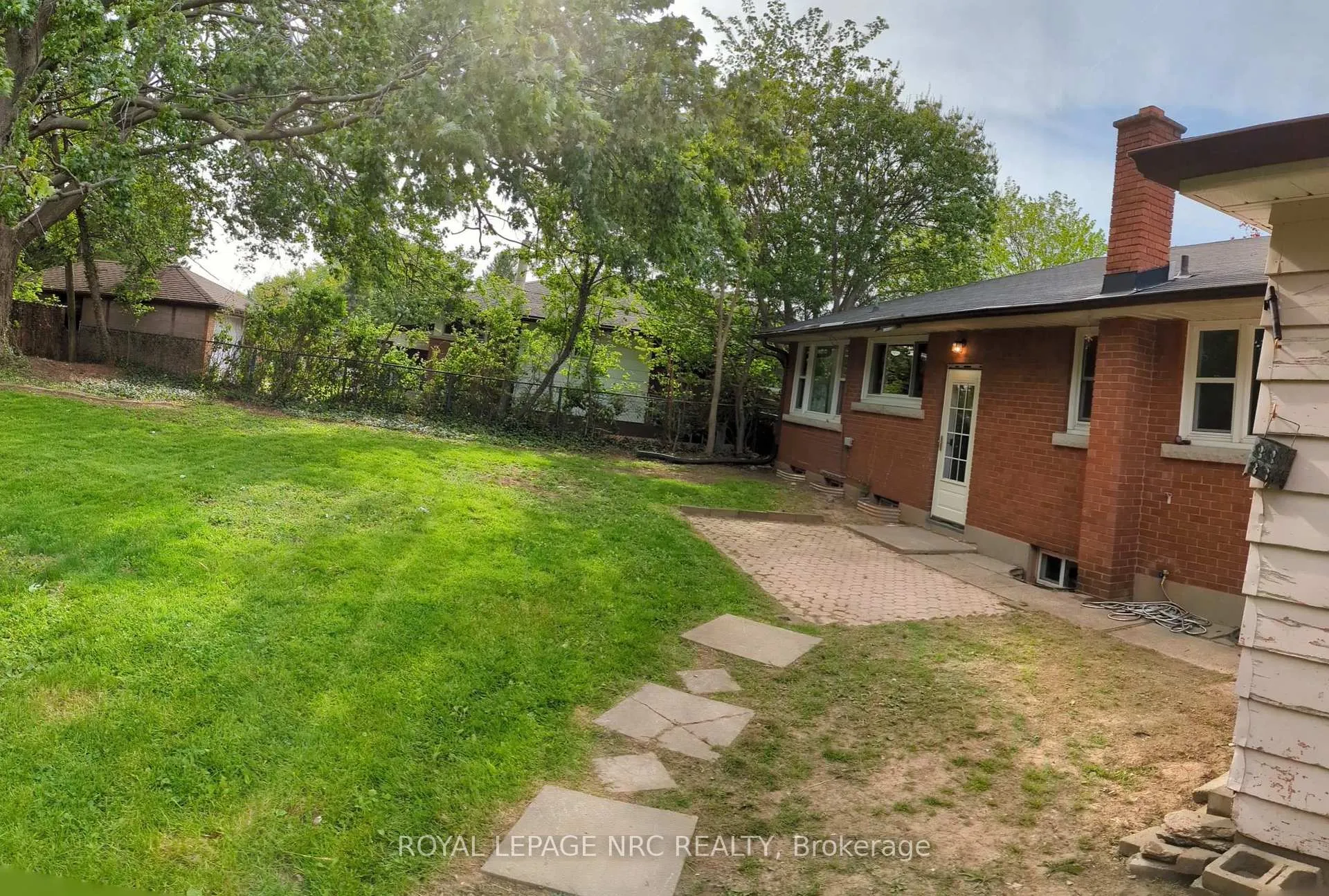 Photo 30 of 6094 Stevens Street, Niagara Falls, Cherrywood — HOMEH