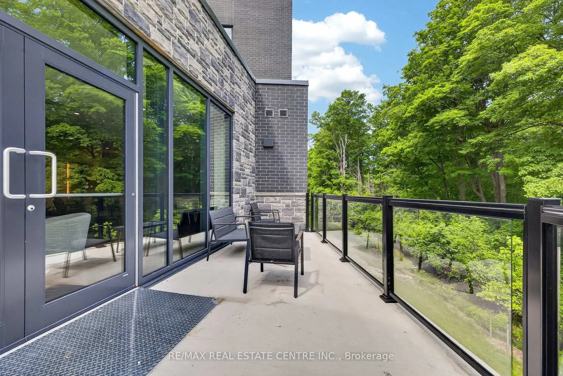 Photo 19 of Unit 205, 1100 Lackner Place, Kitchener, Grand River North — HOMEH