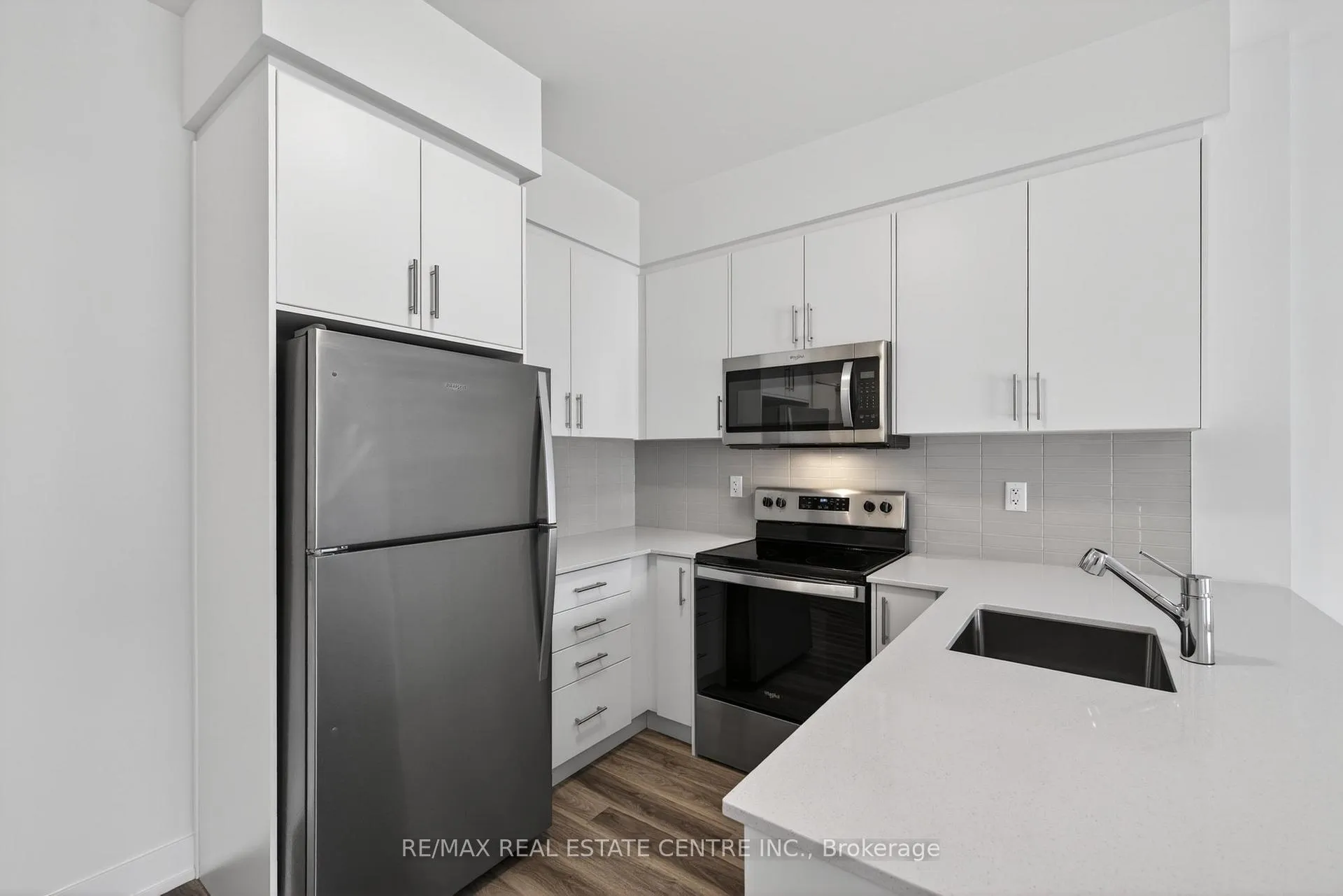 Photo 2 of Unit 114, 1100 Lackner Place, Kitchener, Grand River North — HOMEH