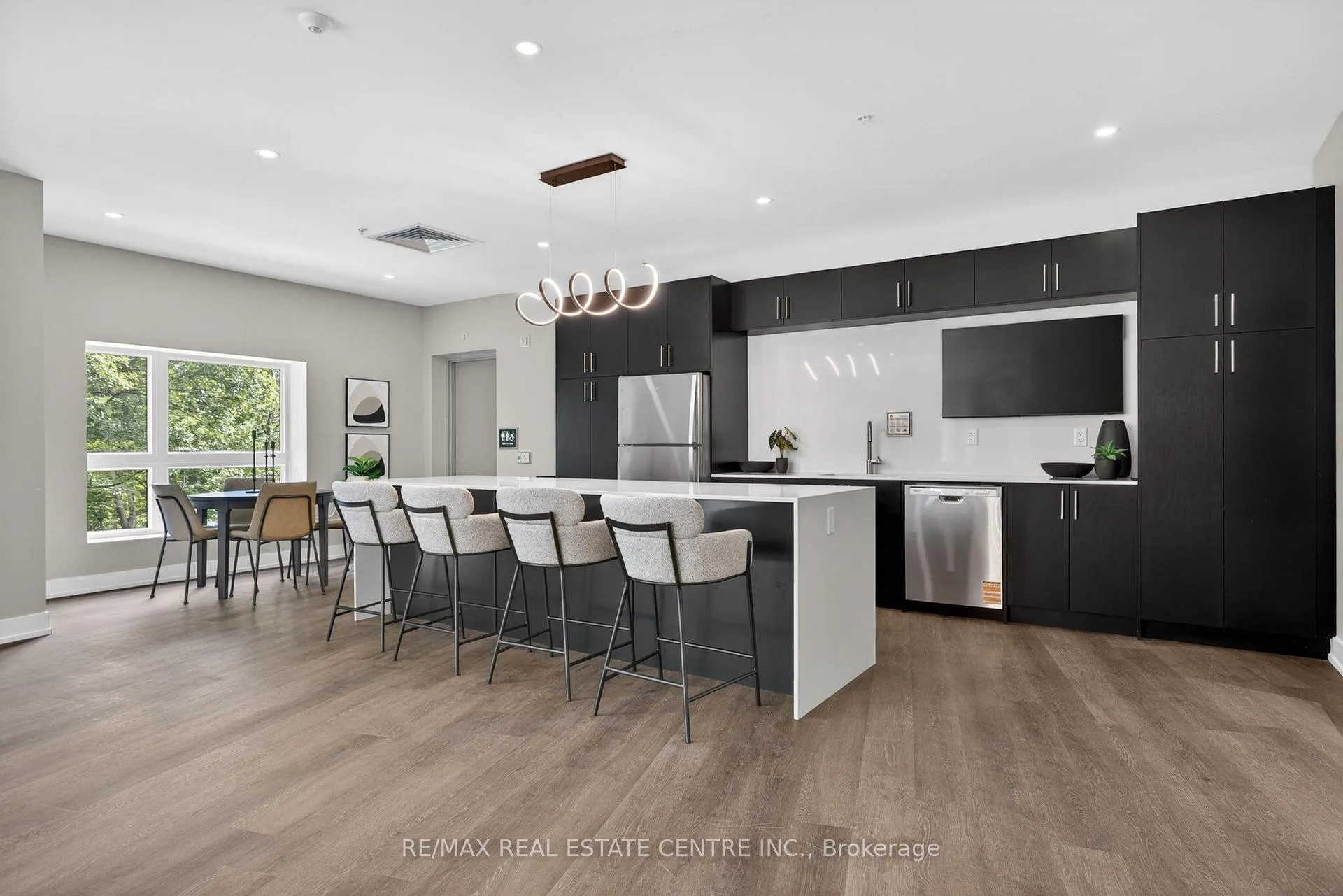 Photo 11 of Unit 114, 1100 Lackner Place, Kitchener, Grand River North — HOMEH