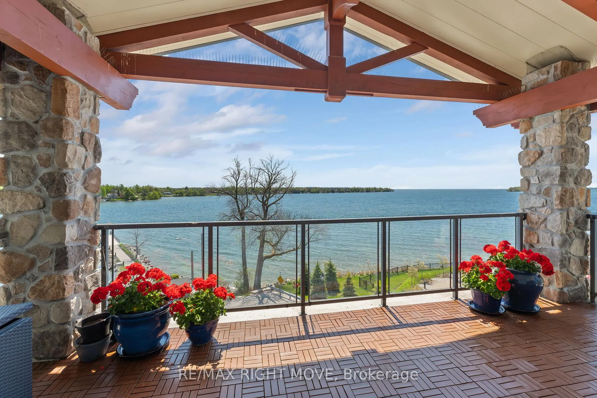 Photo 17 of Unit 402, 80 Orchard Point Road, Orillia — HOMEH