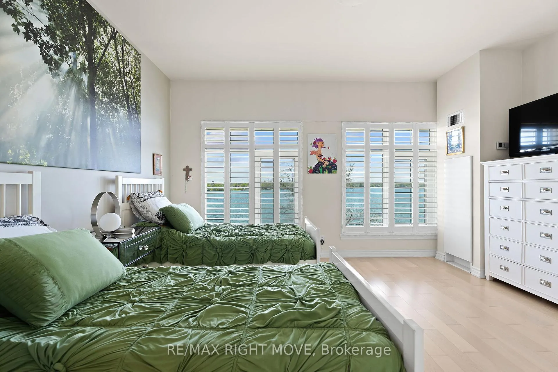 Photo 22 of Unit 402, 80 Orchard Point Road, Orillia — HOMEH