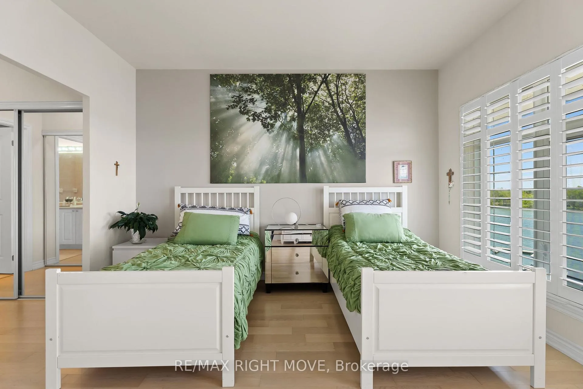 Photo 24 of Unit 402, 80 Orchard Point Road, Orillia — HOMEH