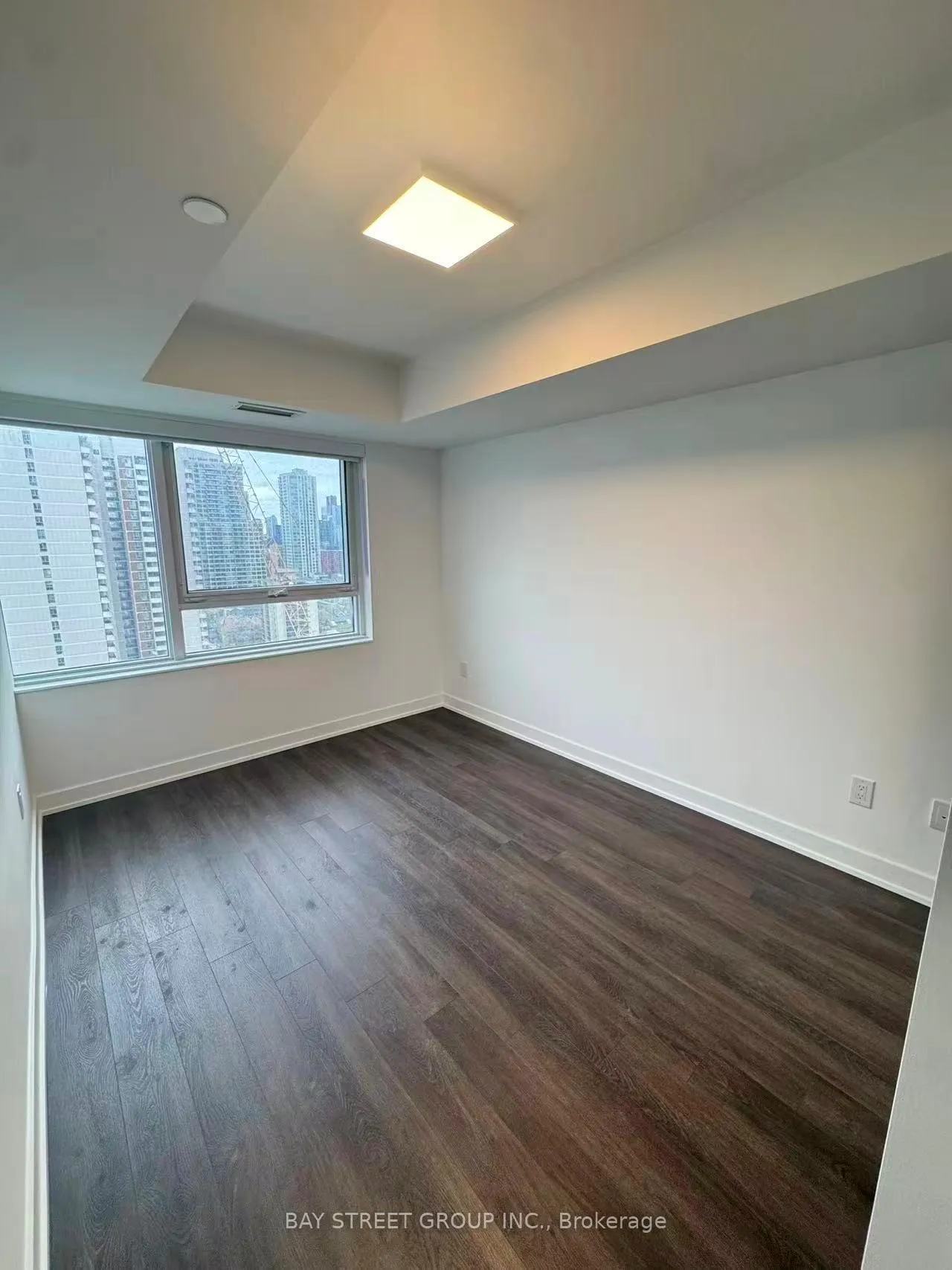 Photo 6 of Unit 2011, 609 Sherborne Street, Toronto, North St. James Town — HOMEH