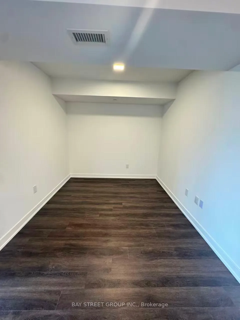 Photo 7 of Unit 2011, 609 Sherborne Street, Toronto, North St. James Town — HOMEH