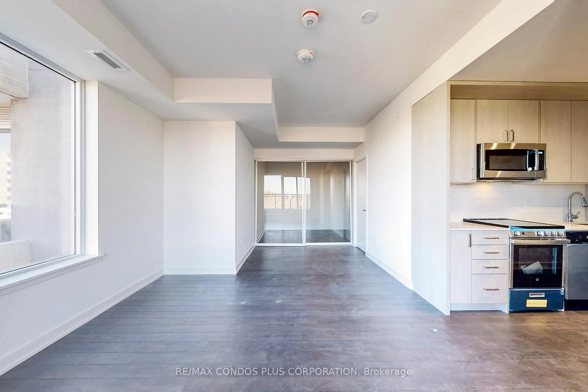 Photo 7 of Unit 610, 1 Cardiff Street, Toronto, Mount Pleasant East — HOMEH