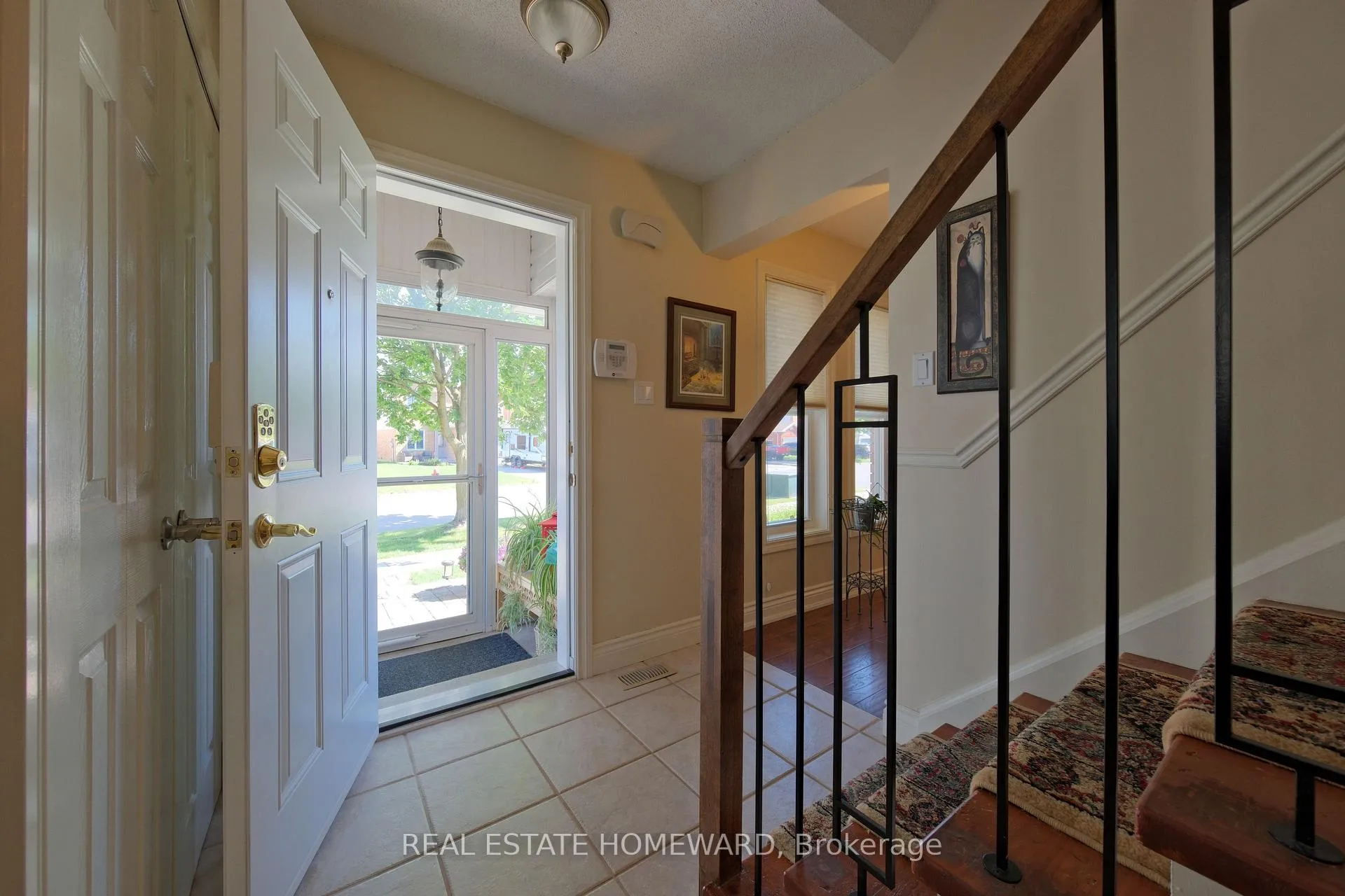 Photo 6 of 2188 Ferguson Street, Innisfil, Alcona — HOMEH
