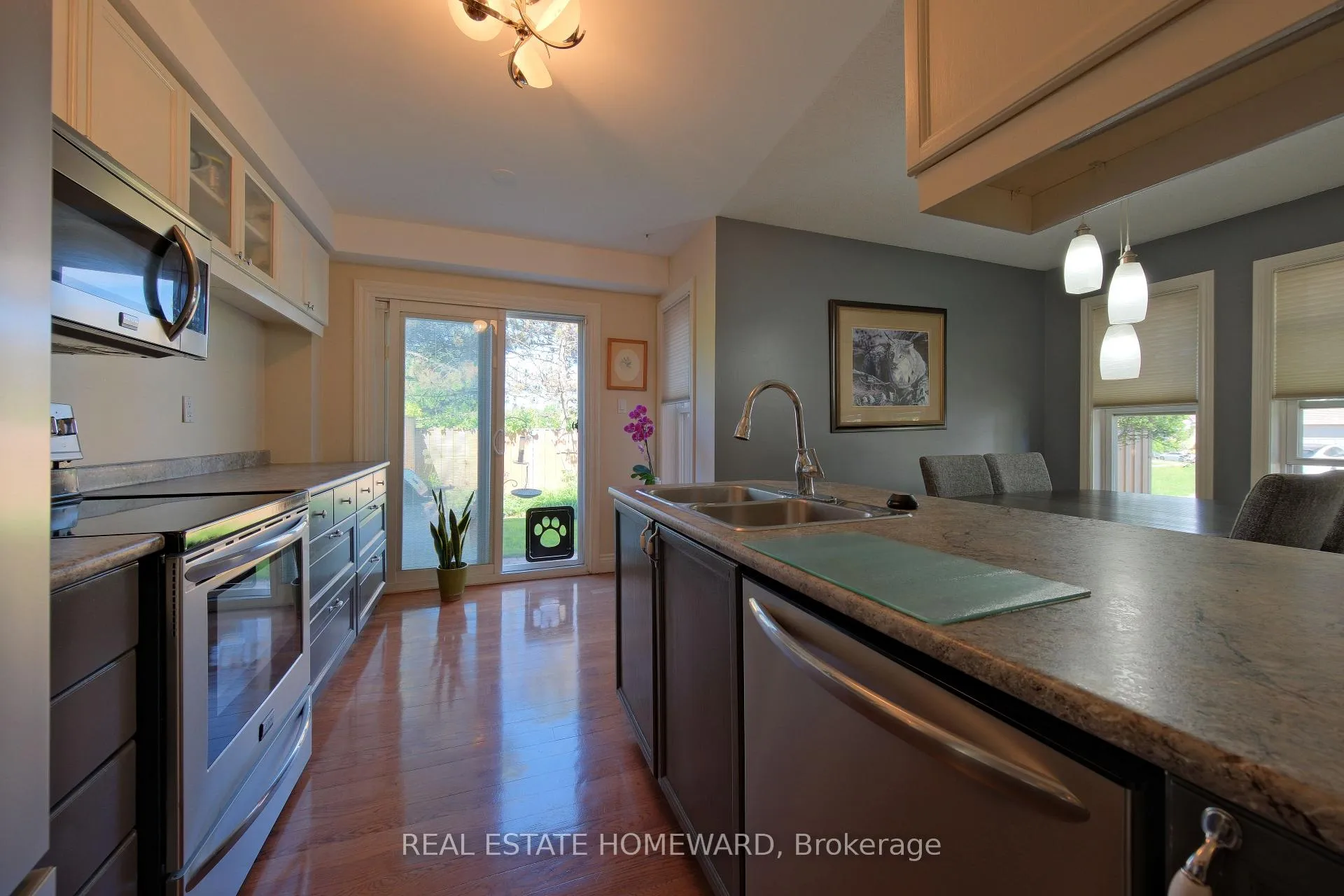Photo 13 of 2188 Ferguson Street, Innisfil, Alcona — HOMEH