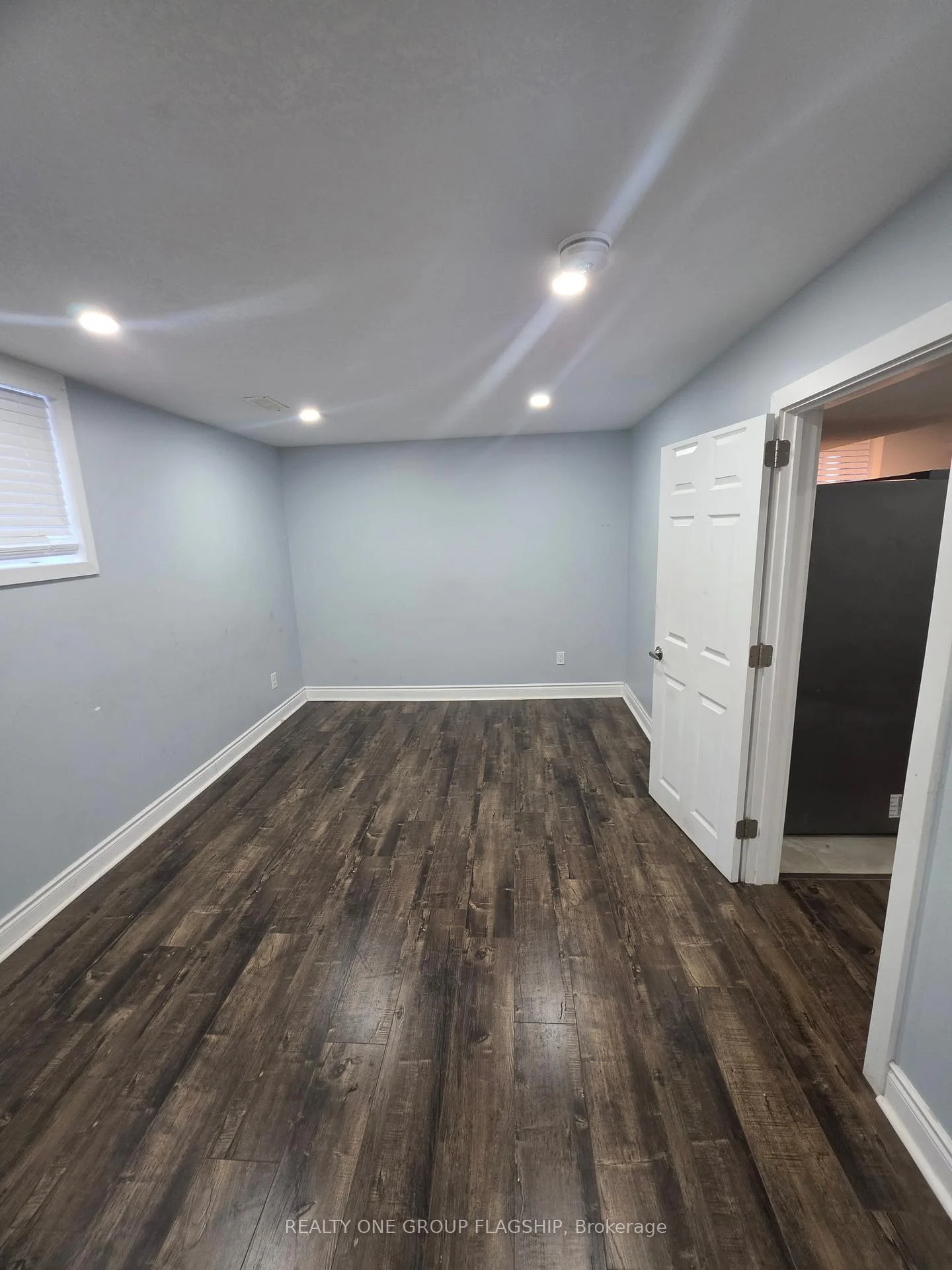 Photo 5 of Unit Basement, 218 Tremaine Crescent, Kitchener, Idlewood — HOMEH