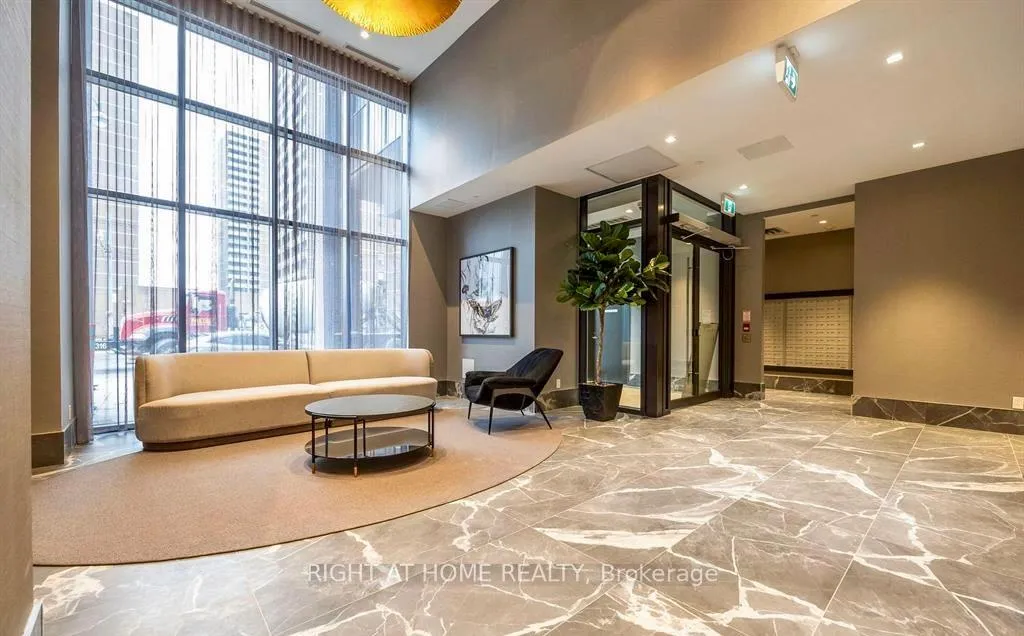 Photo 3 of Unit 518, 286 Main Street, Toronto, East End-Danforth — HOMEH