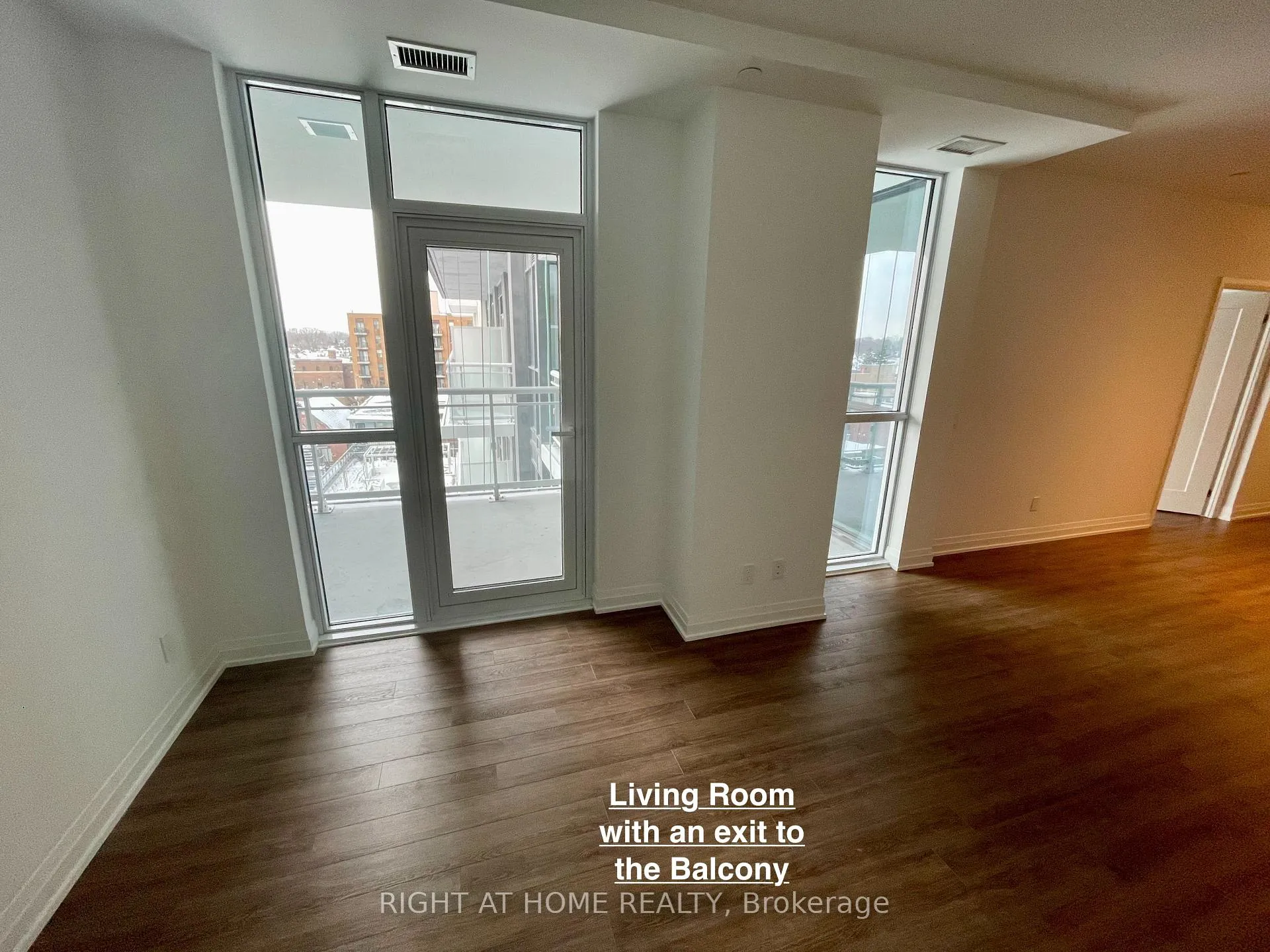 Photo 4 of Unit 518, 286 Main Street, Toronto, East End-Danforth — HOMEH