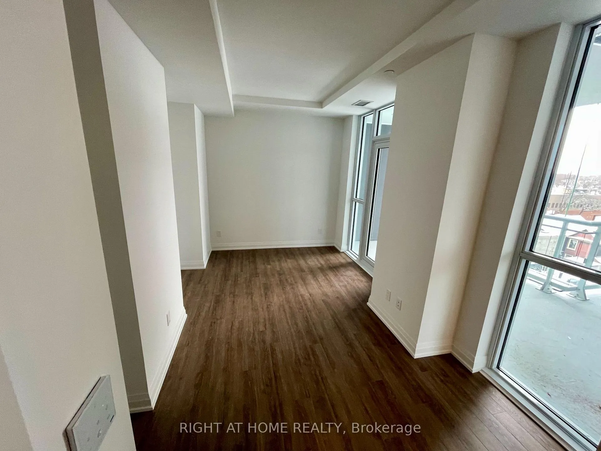 Photo 7 of Unit 518, 286 Main Street, Toronto, East End-Danforth — HOMEH