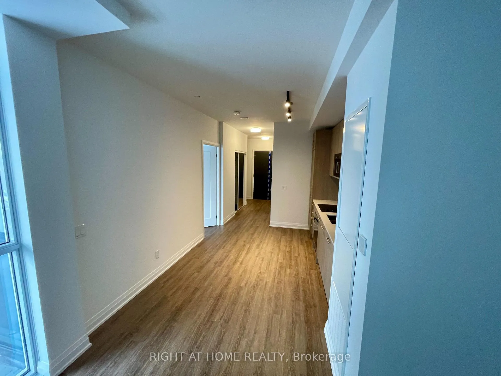 Photo 10 of Unit 518, 286 Main Street, Toronto, East End-Danforth — HOMEH