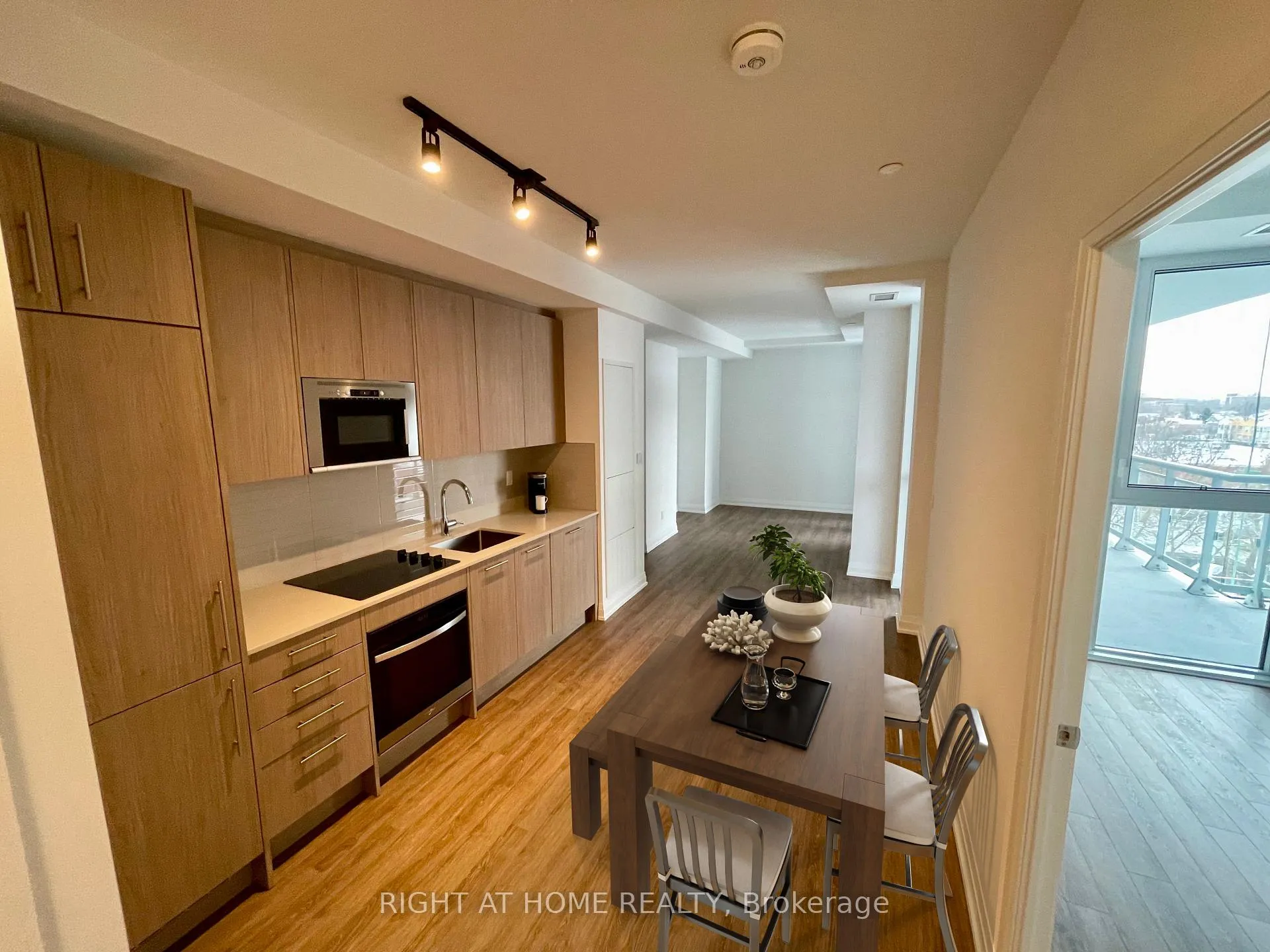 Photo 15 of Unit 518, 286 Main Street, Toronto, East End-Danforth — HOMEH