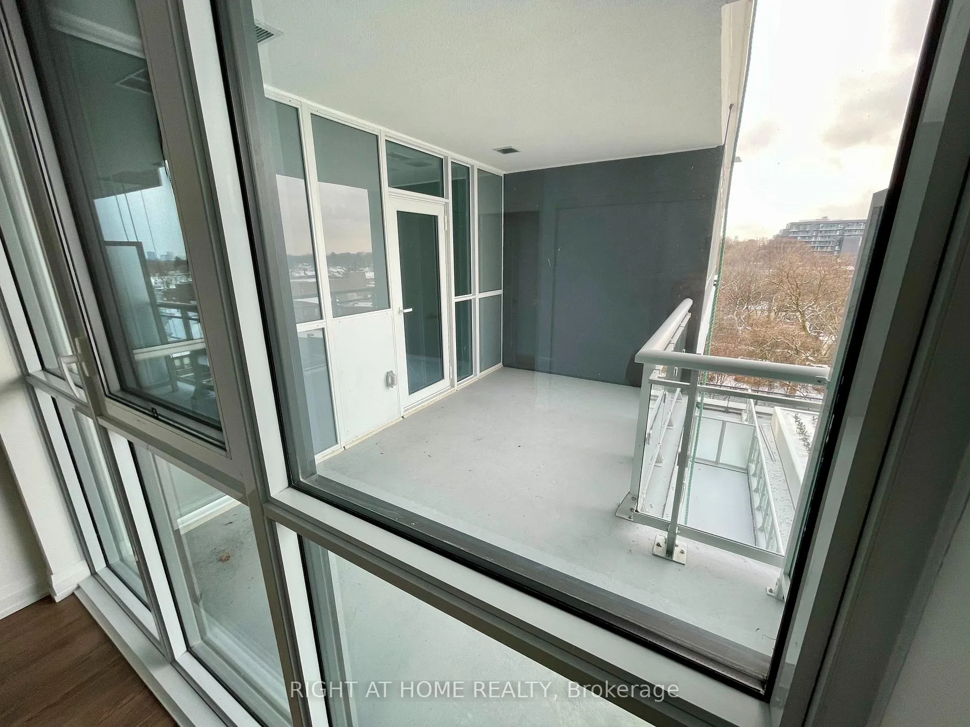 Photo 20 of Unit 518, 286 Main Street, Toronto, East End-Danforth — HOMEH