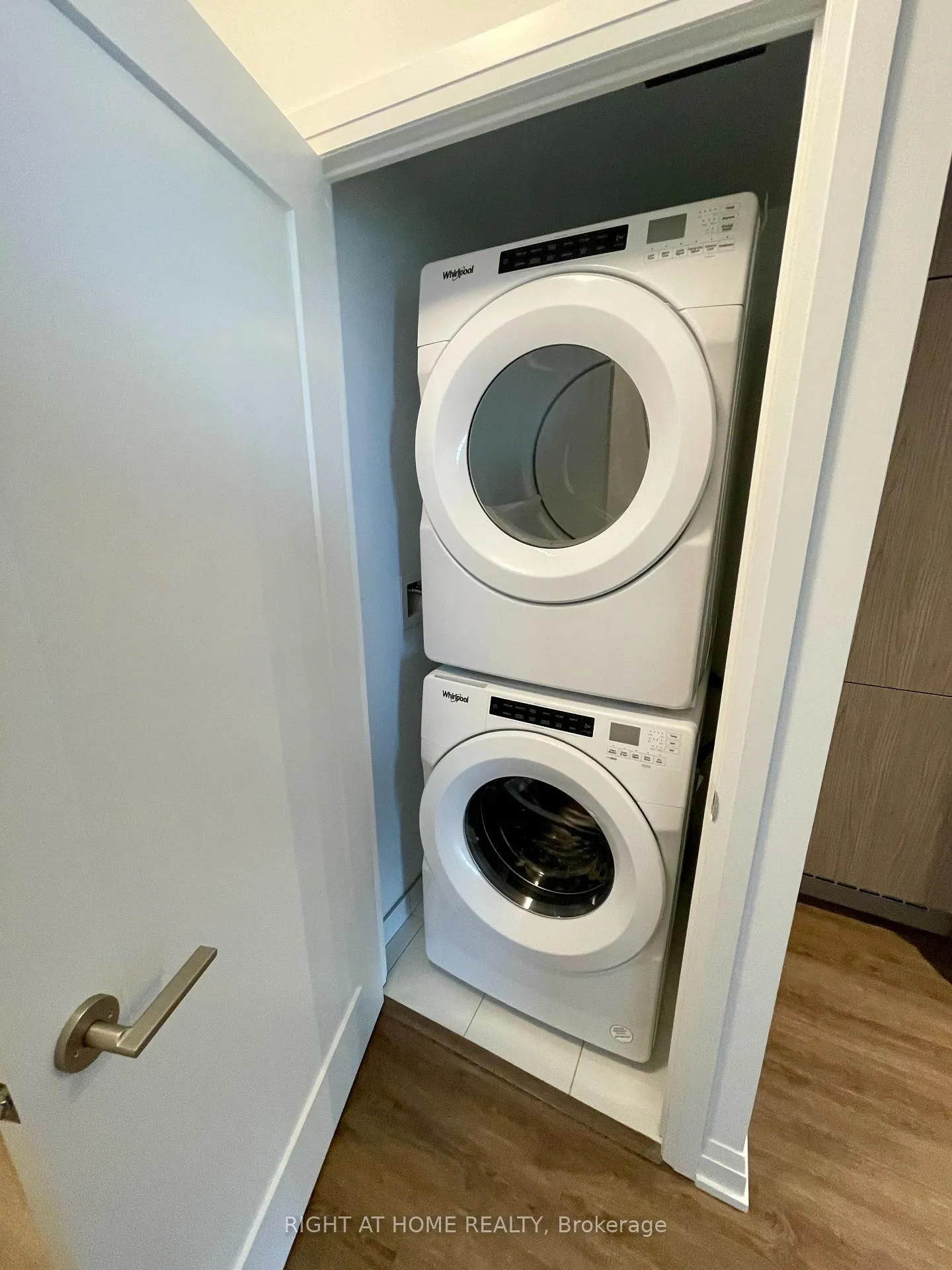 Photo 24 of Unit 518, 286 Main Street, Toronto, East End-Danforth — HOMEH