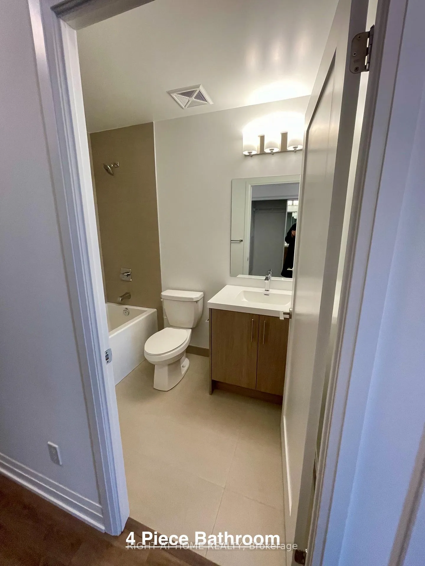Photo 26 of Unit 518, 286 Main Street, Toronto, East End-Danforth — HOMEH