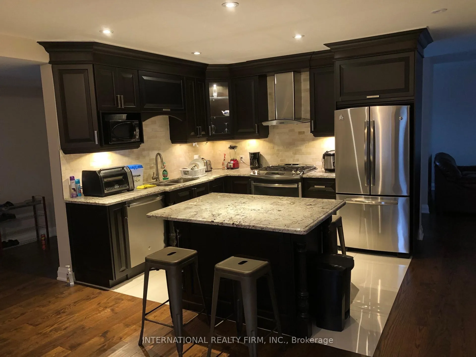 Photo 1 of 489 Kemp Road W, Grimsby, Grimsby Escarpment — HOMEH