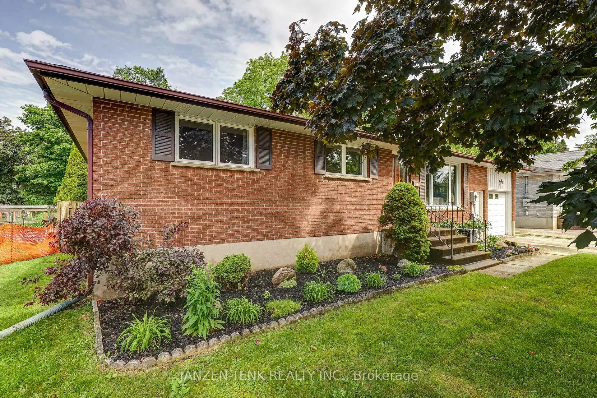 Photo 2 of 17 St Andrew Street, Aylmer — HOMEH