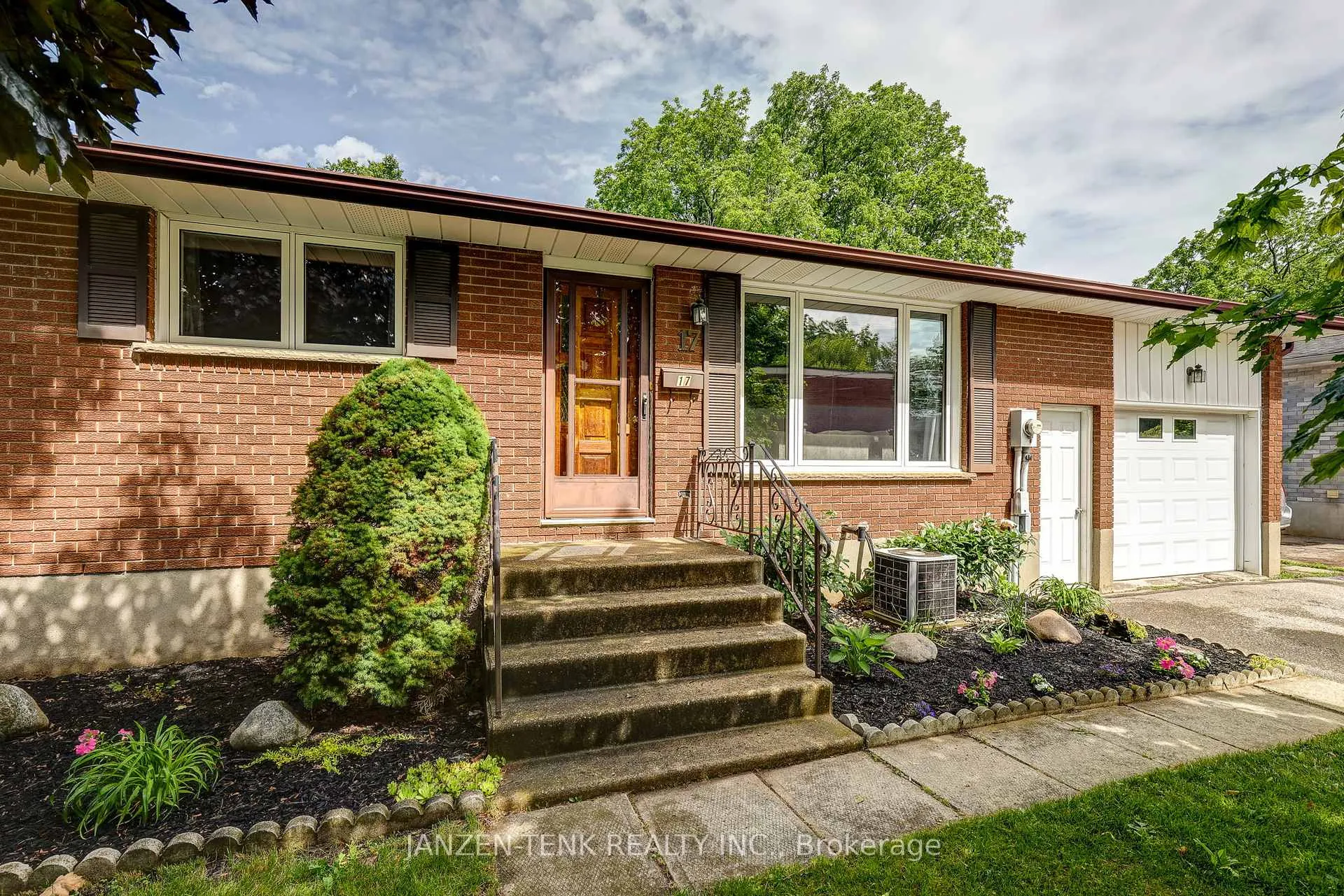 Photo 3 of 17 St Andrew Street, Aylmer — HOMEH