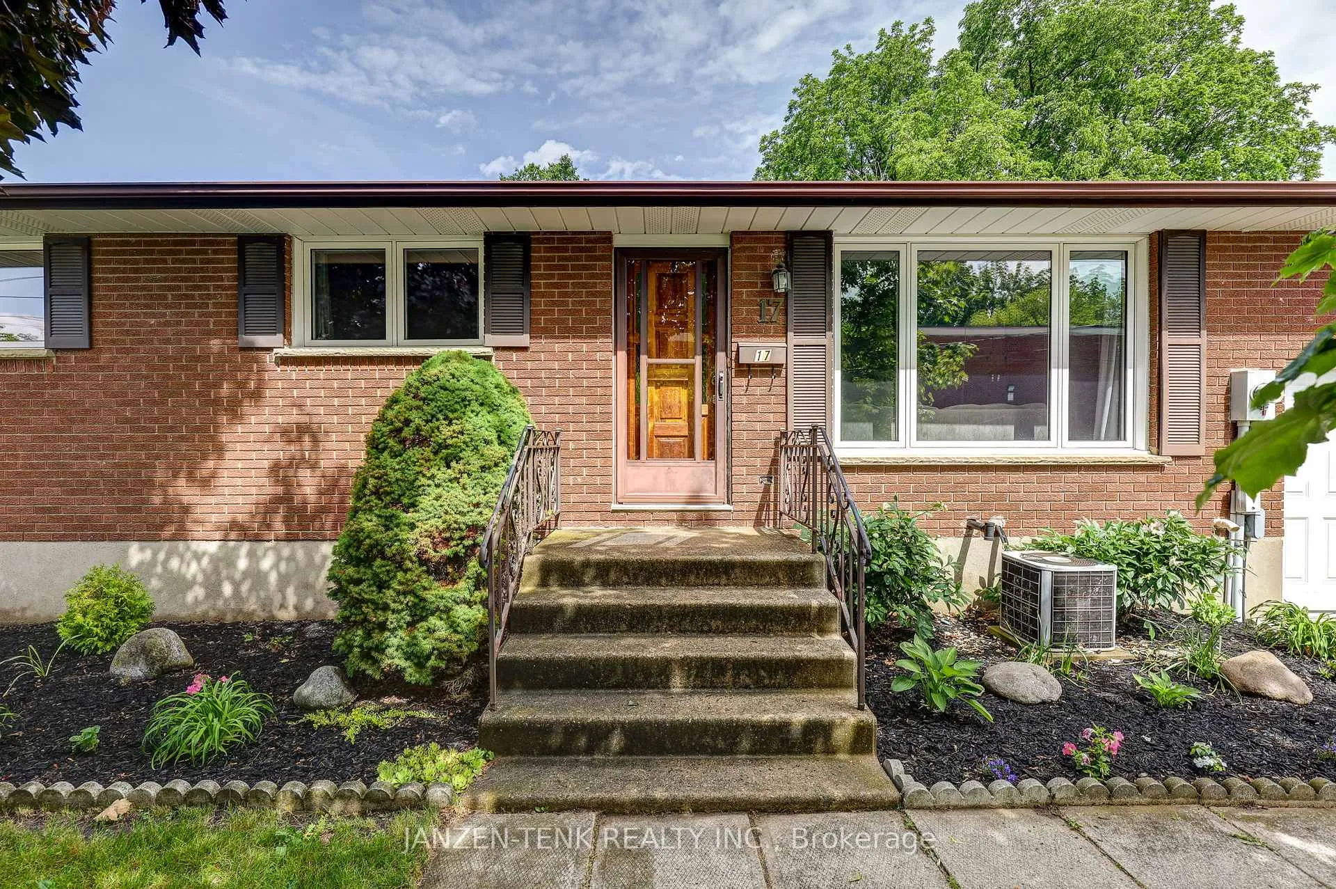Photo 4 of 17 St Andrew Street, Aylmer — HOMEH