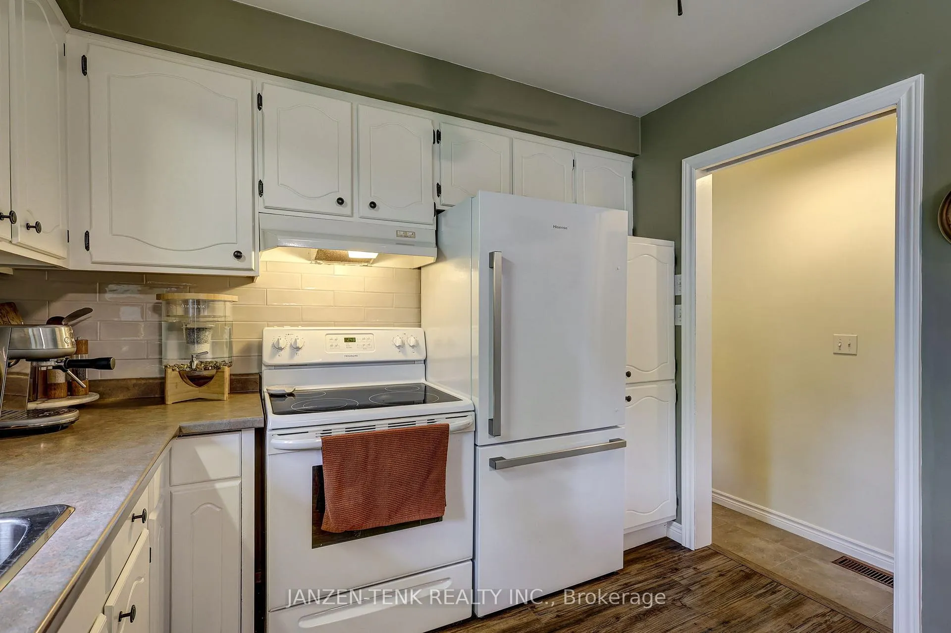 Photo 27 of 17 St Andrew Street, Aylmer — HOMEH
