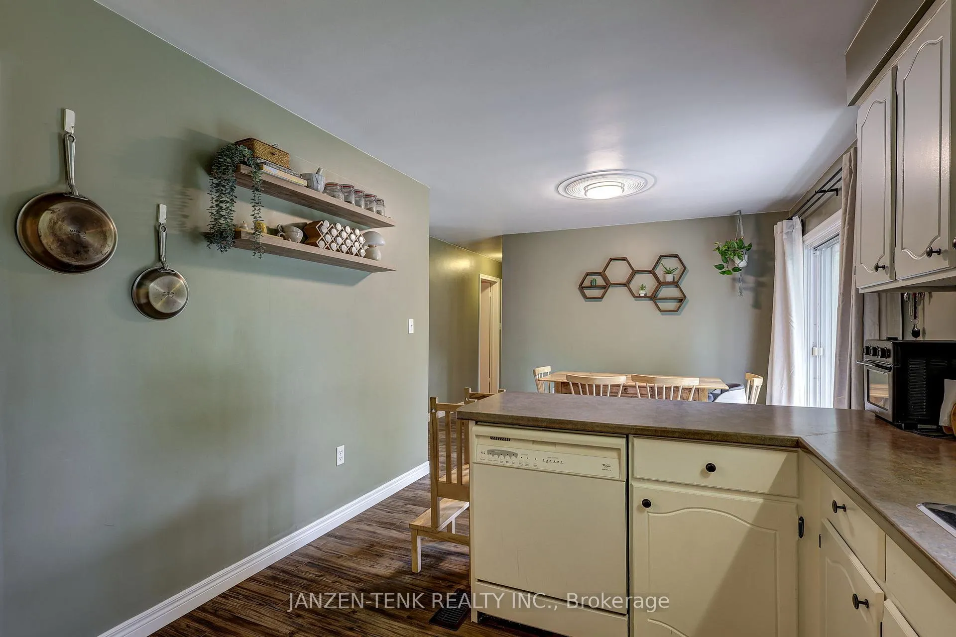 Photo 28 of 17 St Andrew Street, Aylmer — HOMEH
