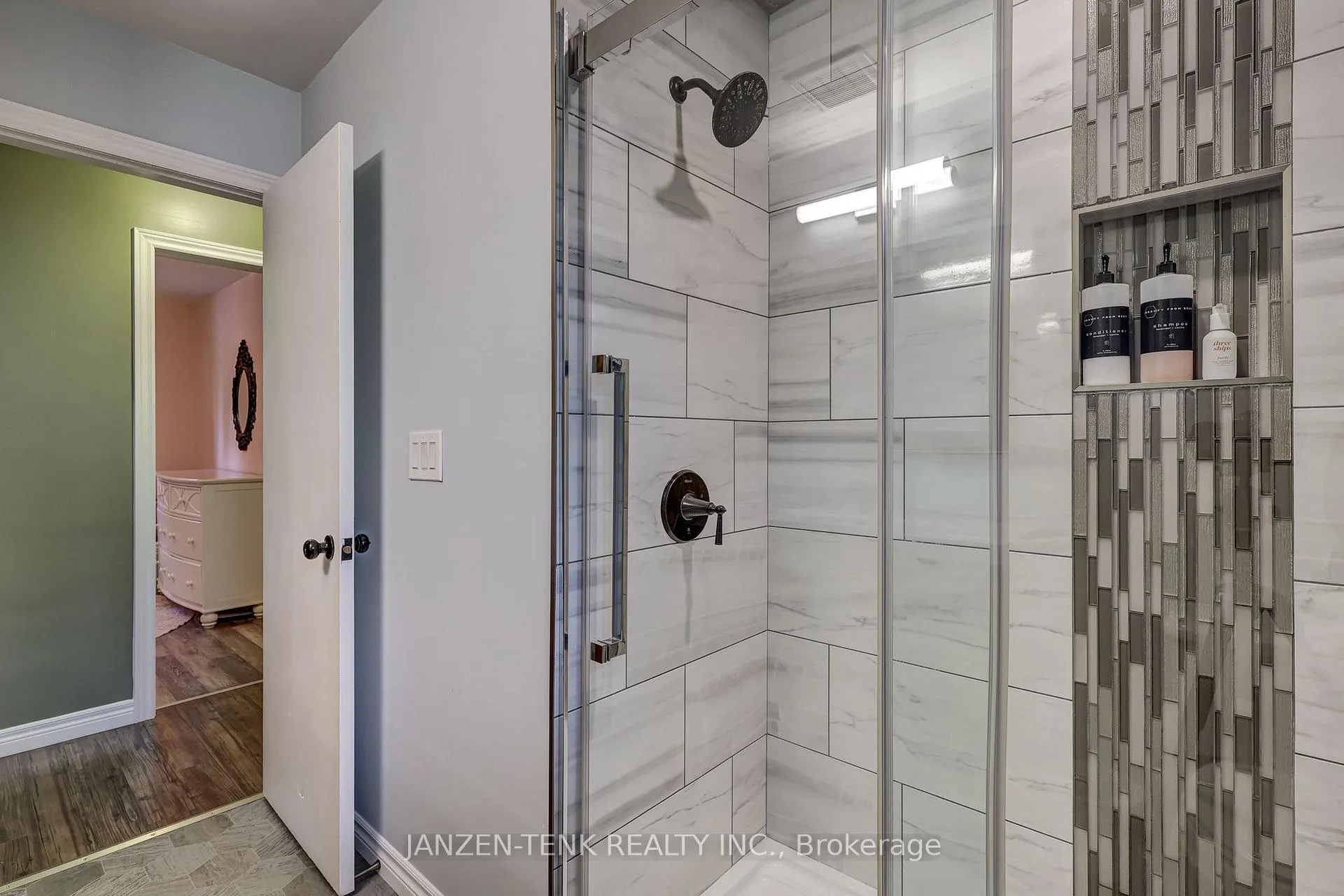 Photo 31 of 17 St Andrew Street, Aylmer — HOMEH