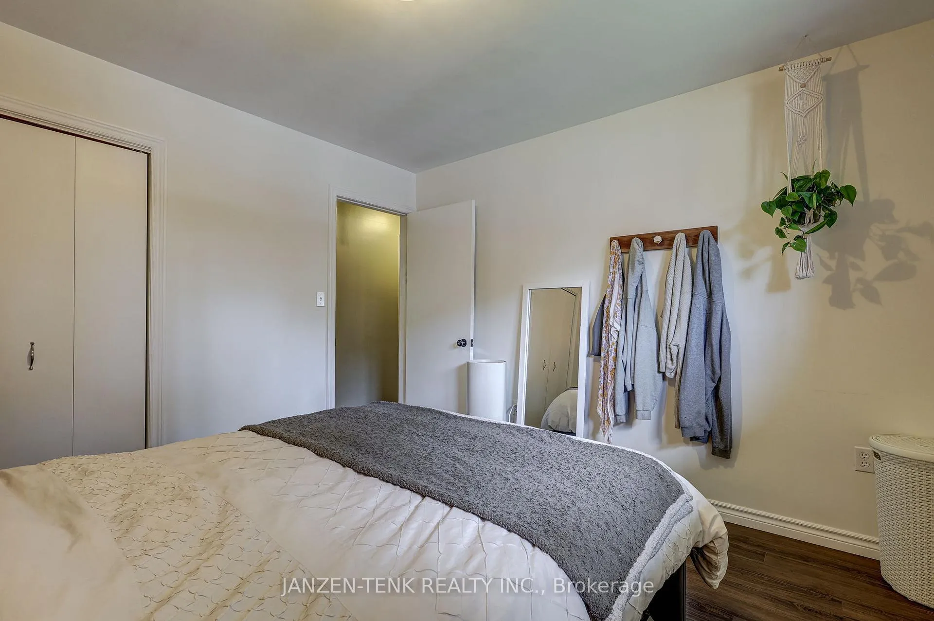 Photo 37 of 17 St Andrew Street, Aylmer — HOMEH