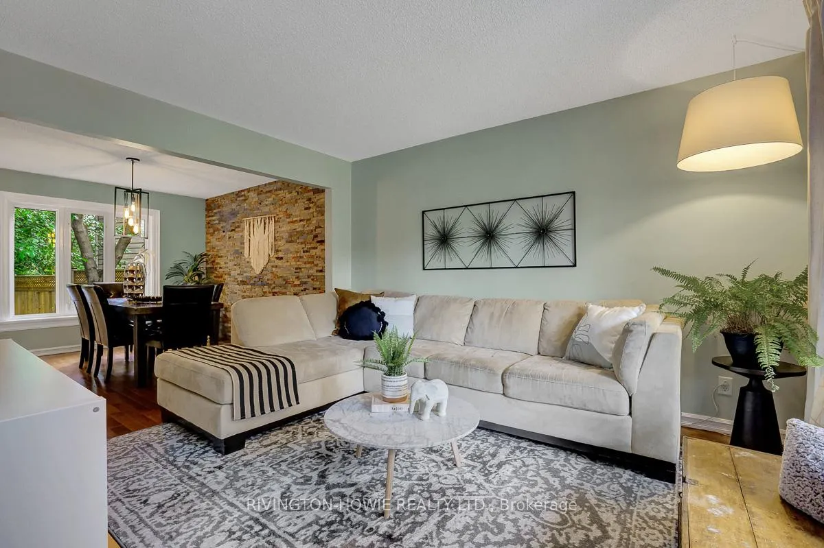 Photo 4 of 26 Spindle Way, Ottawa, Stittsville (South) — HOMEH