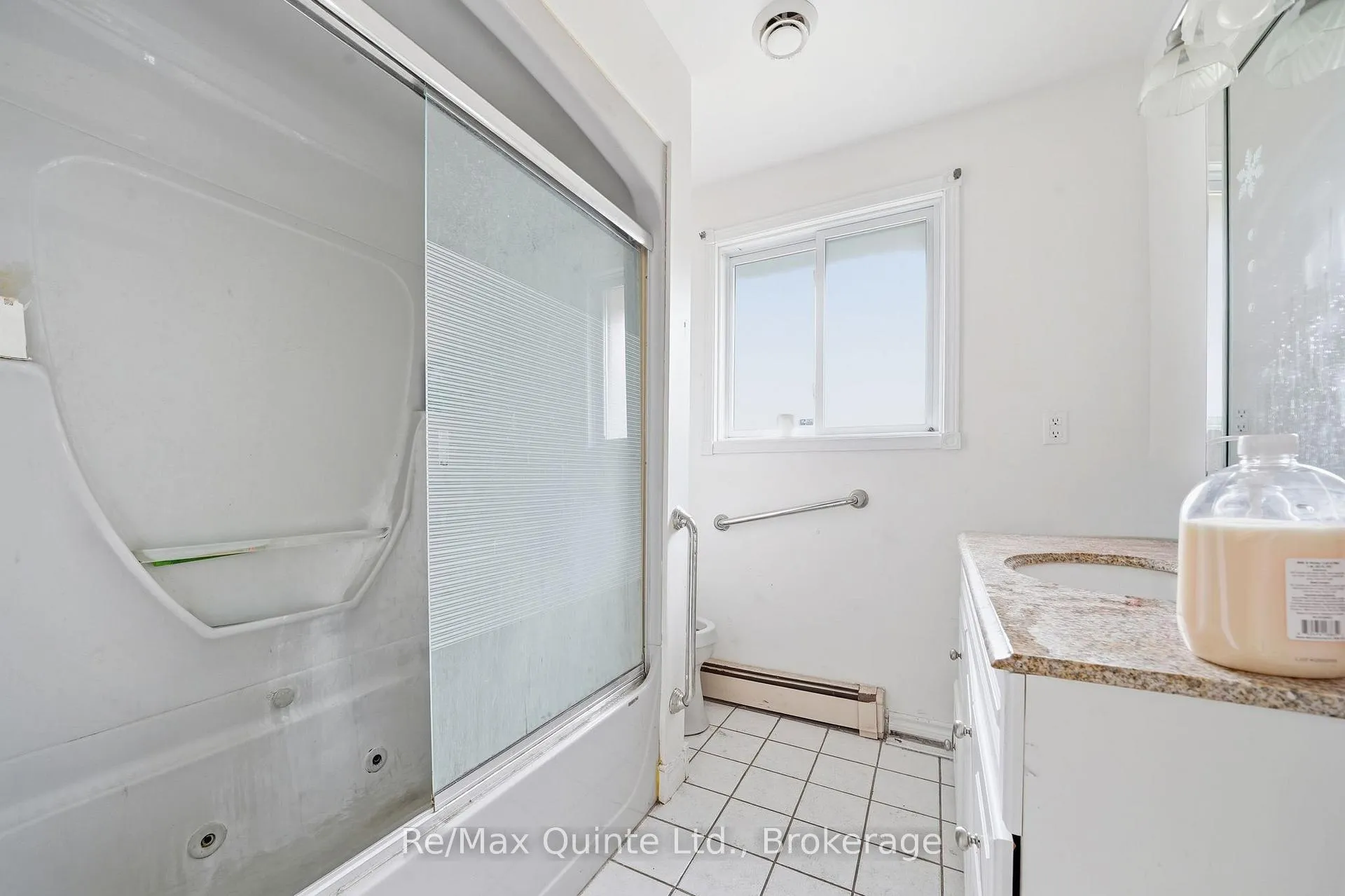 Photo 9 of 76 Gilbert Street, Belleville, Belleville Ward — HOMEH