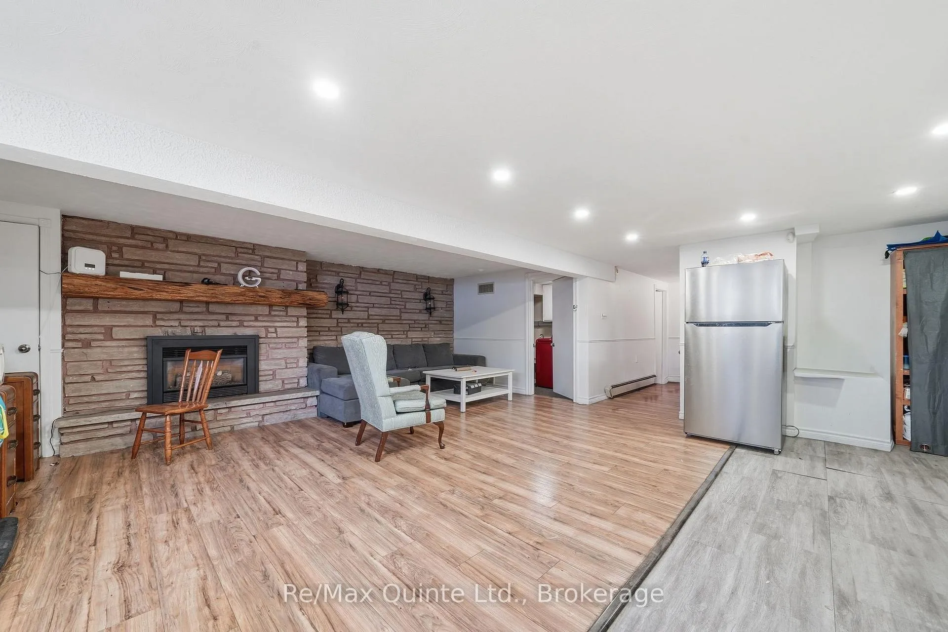 Photo 17 of 76 Gilbert Street, Belleville, Belleville Ward — HOMEH