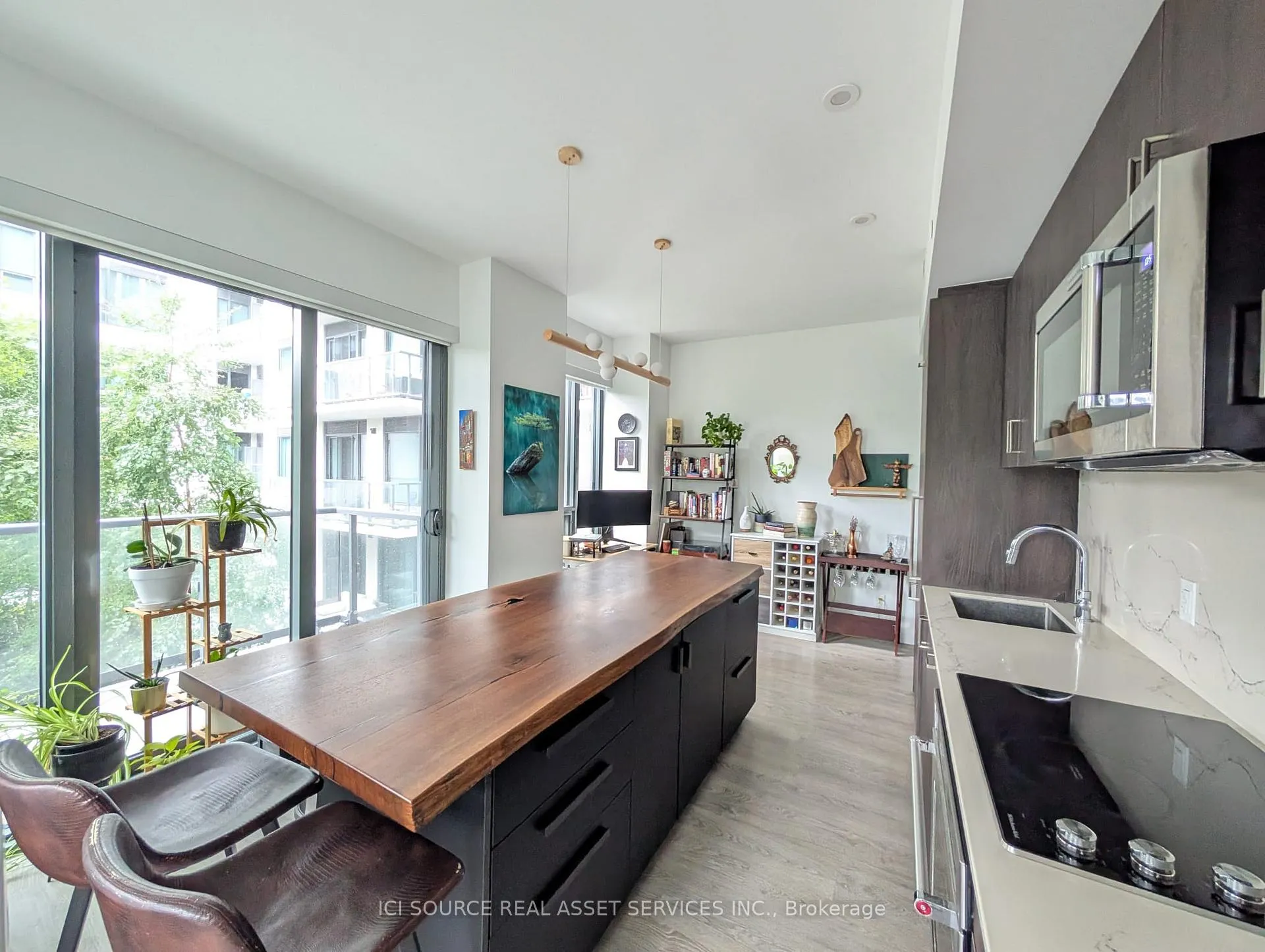 Photo 3 of Unit 328, 280 Howland Avenue, Toronto, The Annex — HOMEH