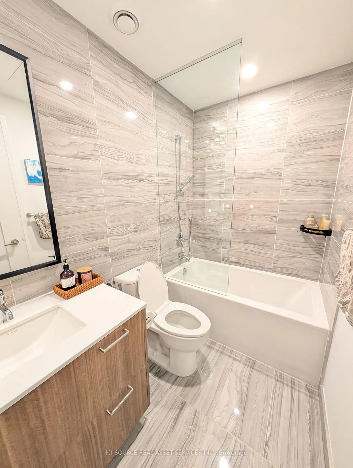 Photo 18 of Unit 328, 280 Howland Avenue, Toronto, The Annex — HOMEH