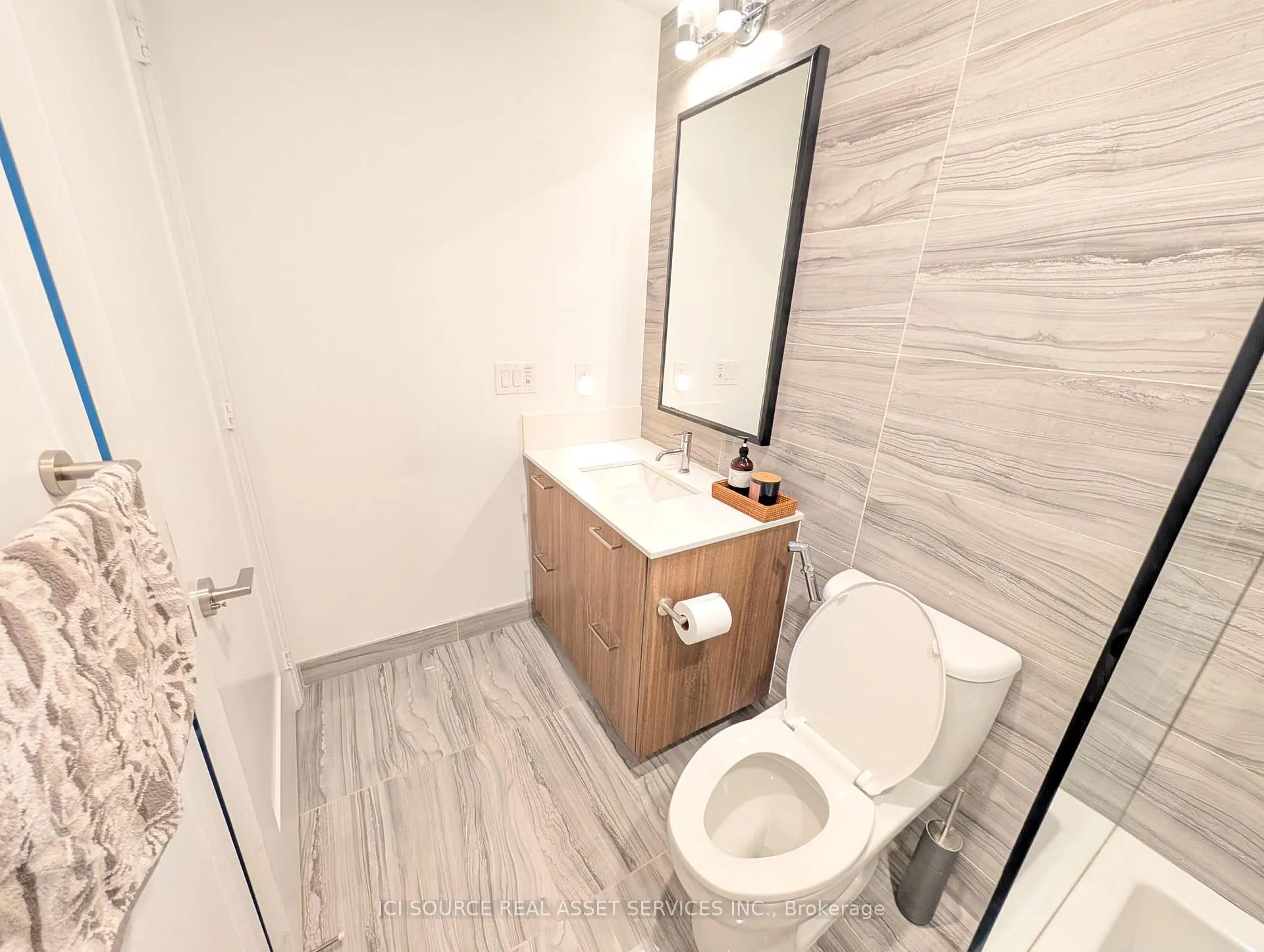 Photo 19 of Unit 328, 280 Howland Avenue, Toronto, The Annex — HOMEH