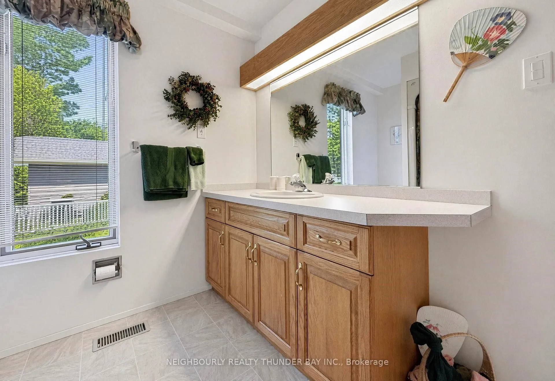 Photo 21 of 1229 Grandview Beach Drive, Shuniah — HOMEH