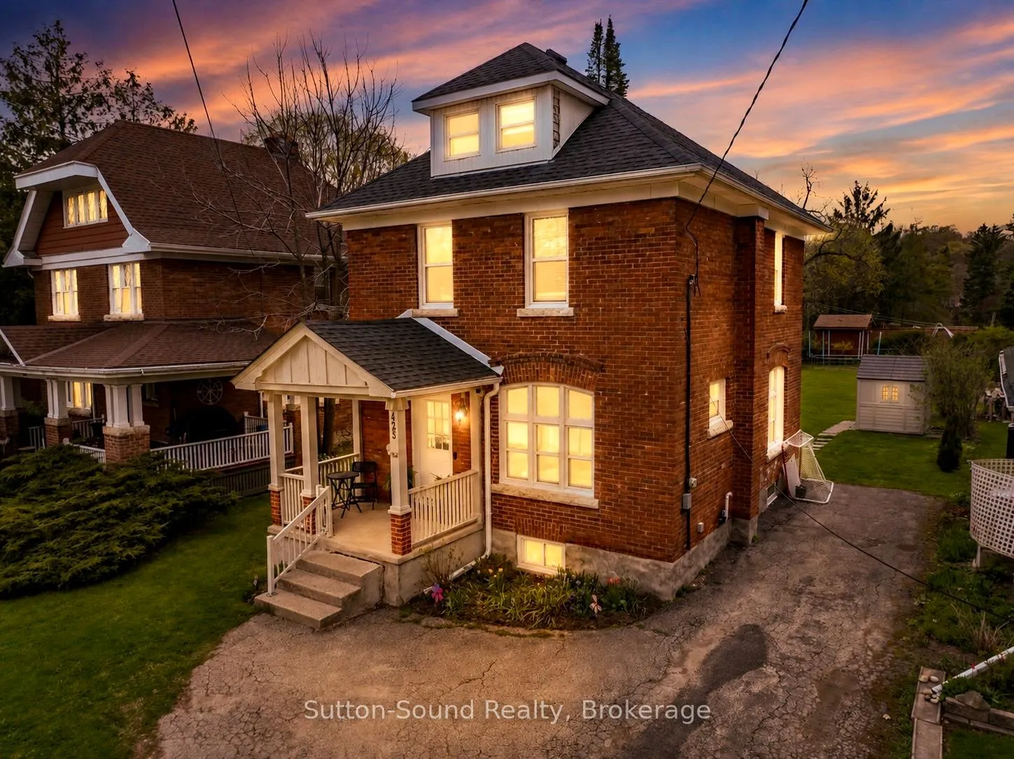Photo 1 of 425 2nd Avenue E, Owen Sound — HOMEH