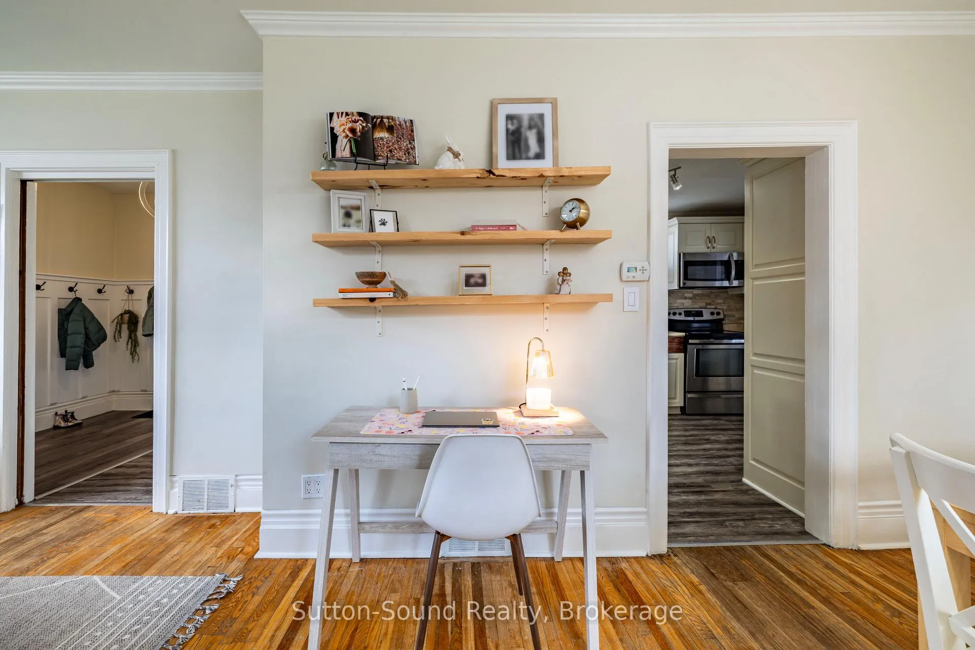 Photo 8 of 425 2nd Avenue E, Owen Sound — HOMEH
