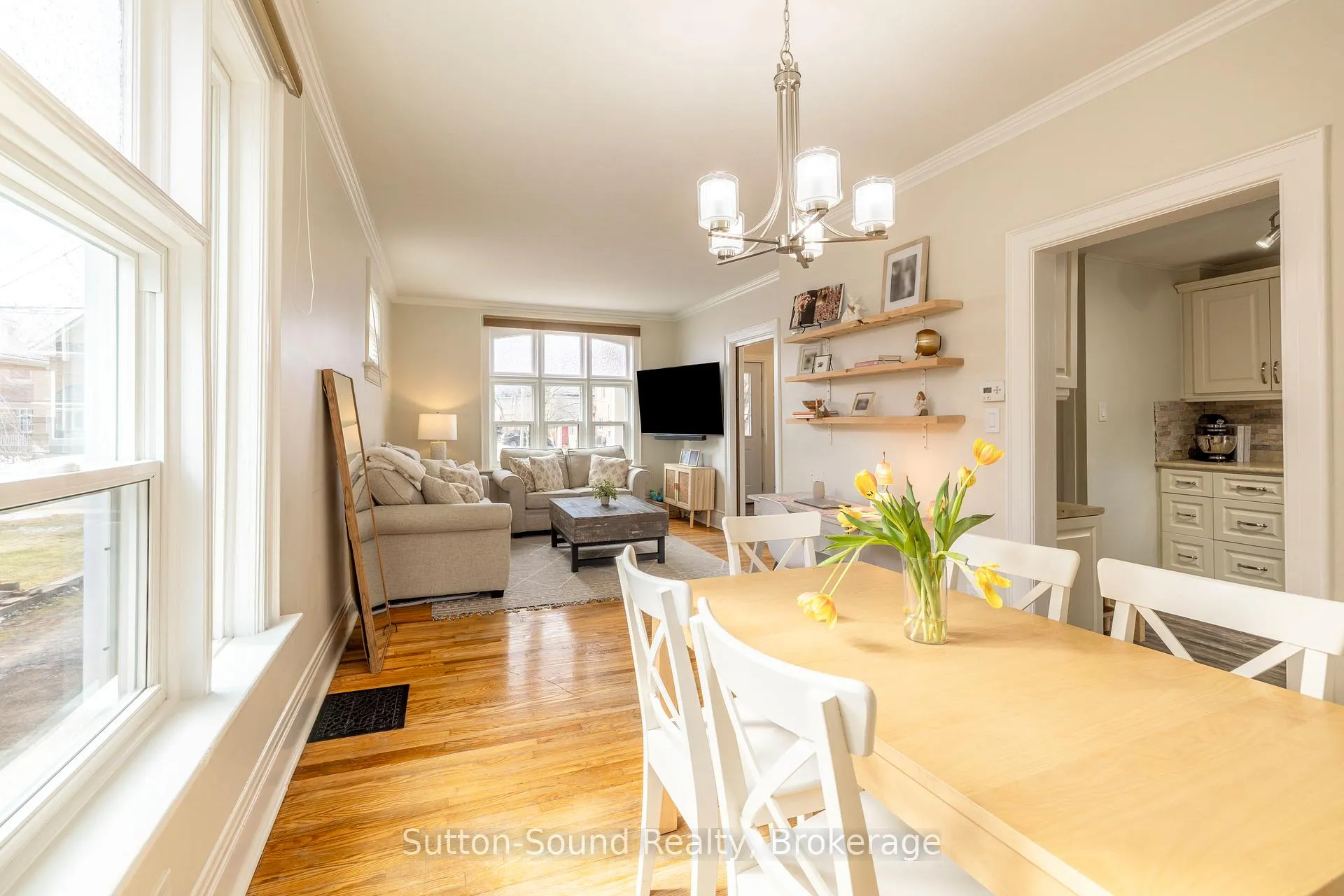 Photo 11 of 425 2nd Avenue E, Owen Sound — HOMEH