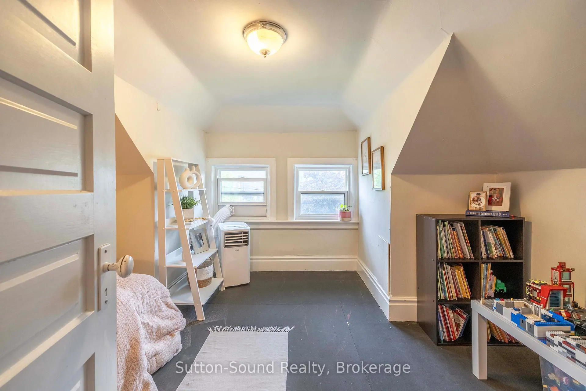 Photo 28 of 425 2nd Avenue E, Owen Sound — HOMEH