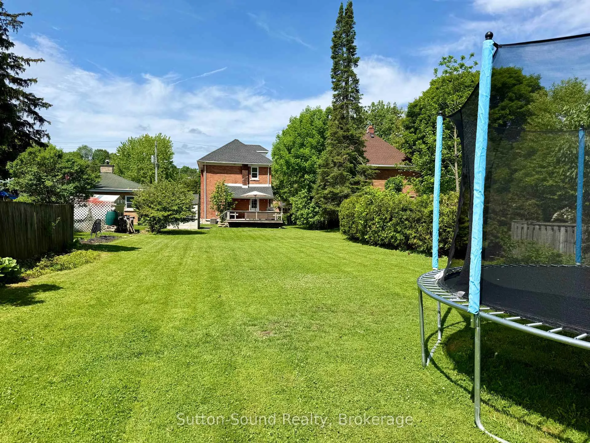 Photo 36 of 425 2nd Avenue E, Owen Sound — HOMEH