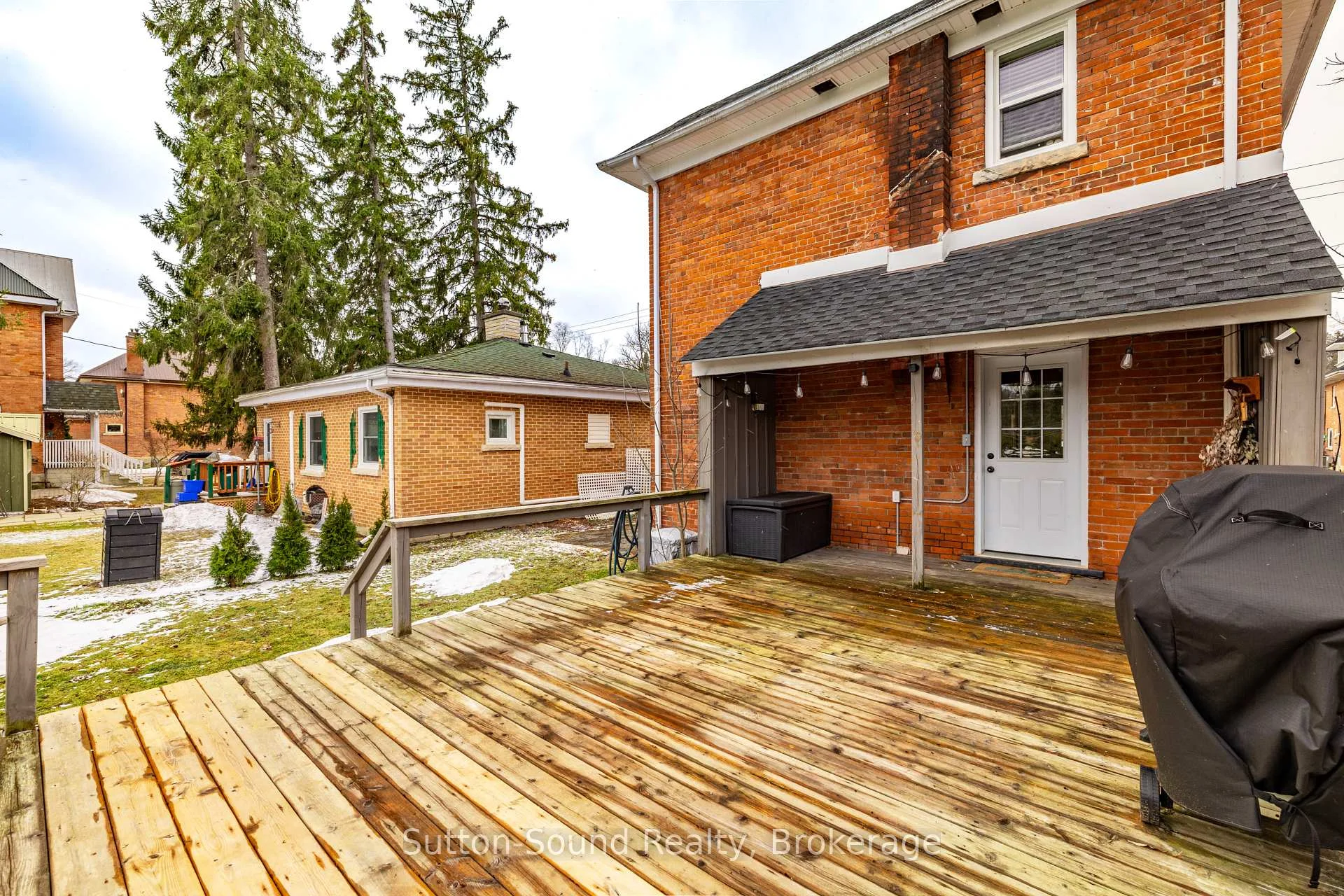 Photo 49 of 425 2nd Avenue E, Owen Sound — HOMEH