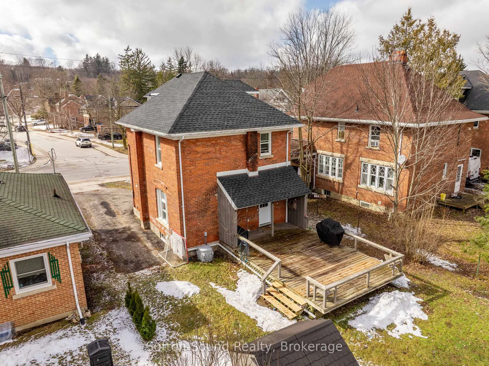 Photo 54 of 425 2nd Avenue E, Owen Sound — HOMEH