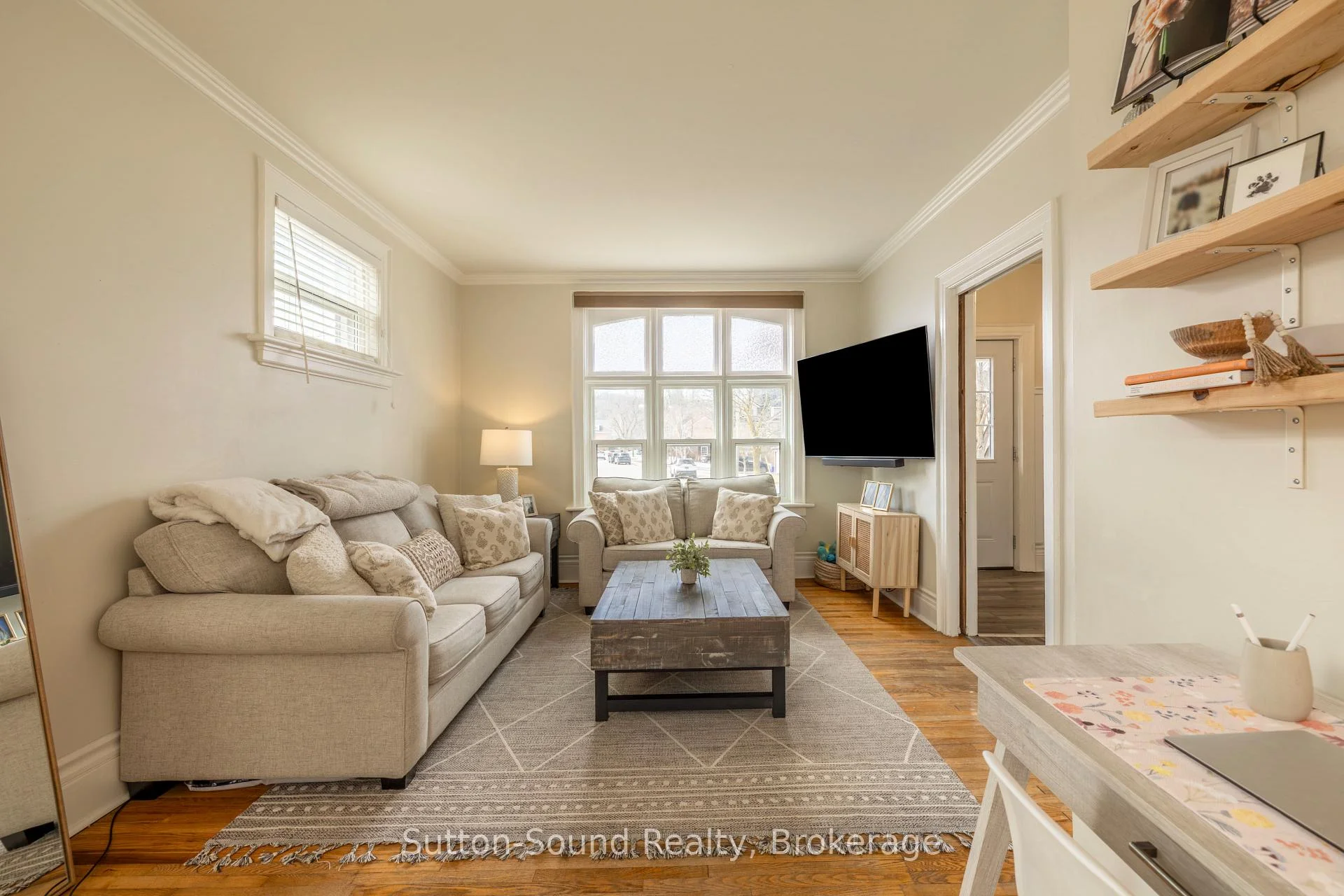 Photo 58 of 425 2nd Avenue E, Owen Sound — HOMEH