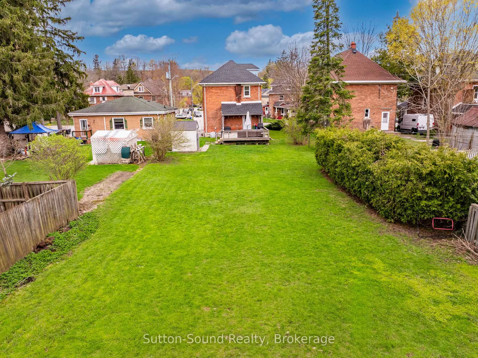 Photo 70 of 425 2nd Avenue E, Owen Sound — HOMEH