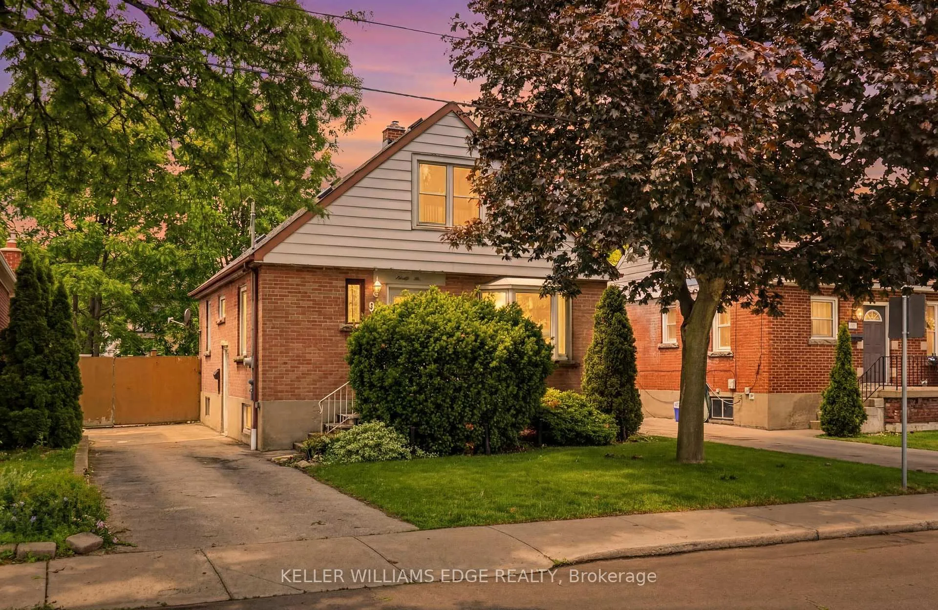 Photo 1 of 96 East 27th Street, Hamilton, Eastmount — HOMEH